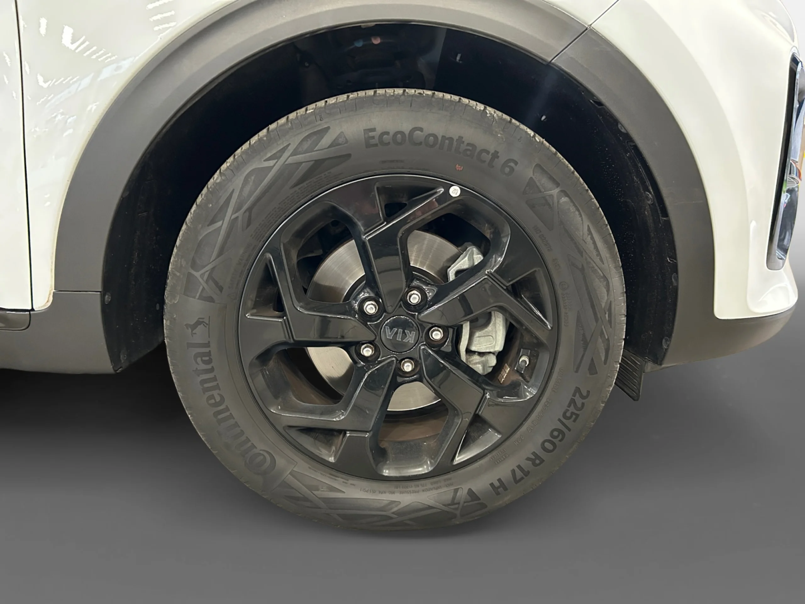 KIA SPORTAGE 1.6 MHEV BLACK EDITION 100KW (136CV) 4X2 - Foto 8