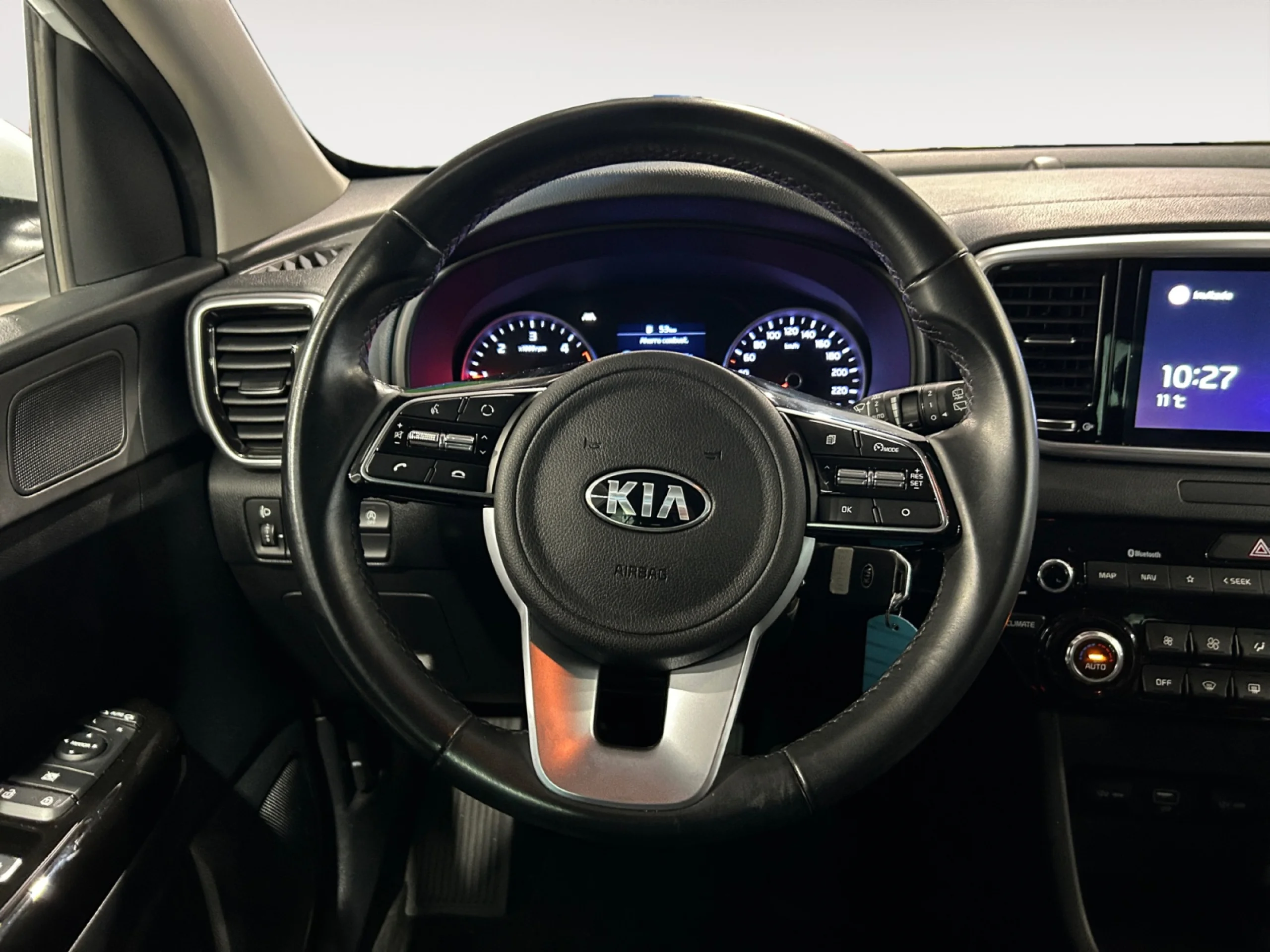 KIA SPORTAGE 1.6 MHEV BLACK EDITION 100KW (136CV) 4X2 - Foto 11