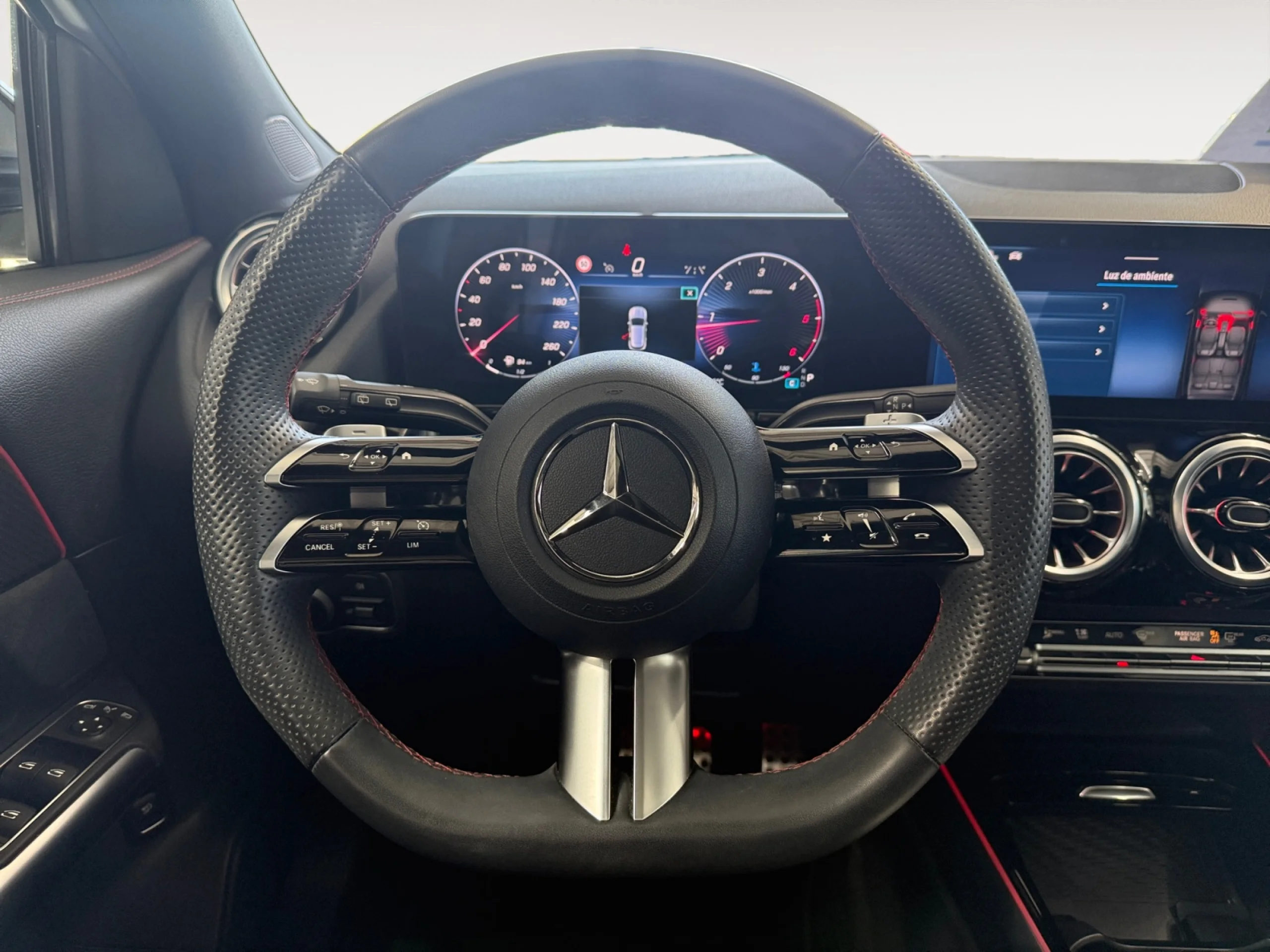 MERCEDES-BENZ GLA GLA 200 D - Foto 11