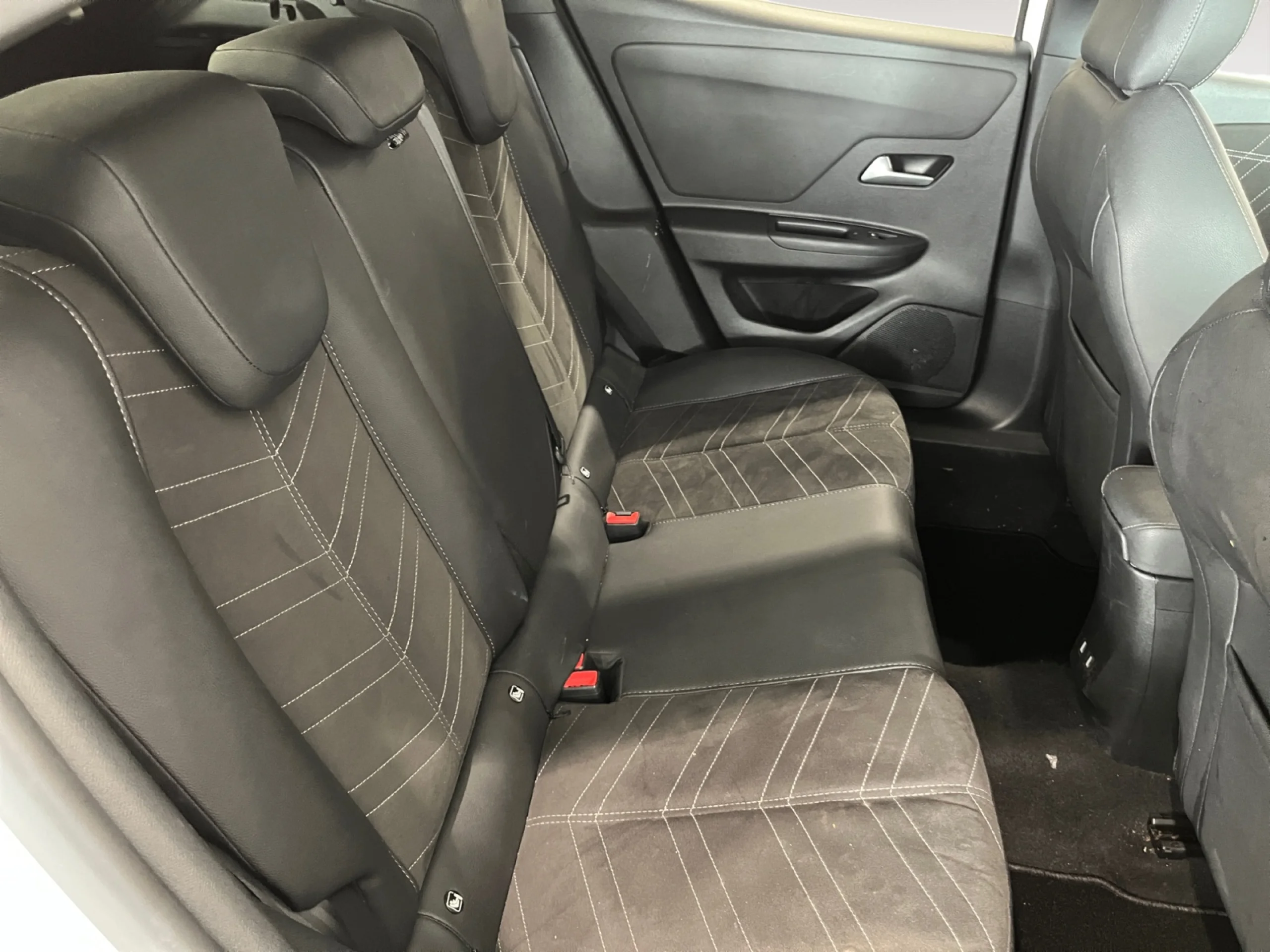 OPEL MOKKA 1.2 T 96KW (130 CV) BUSINESS ELEGANCE - Foto 6