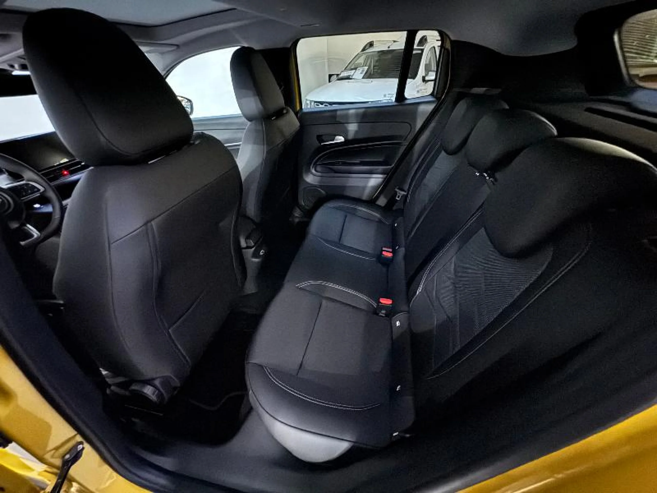 JEEP AVENGER 1.2 EHYBRID 74KW (100CV) SUMMIT - Foto 10