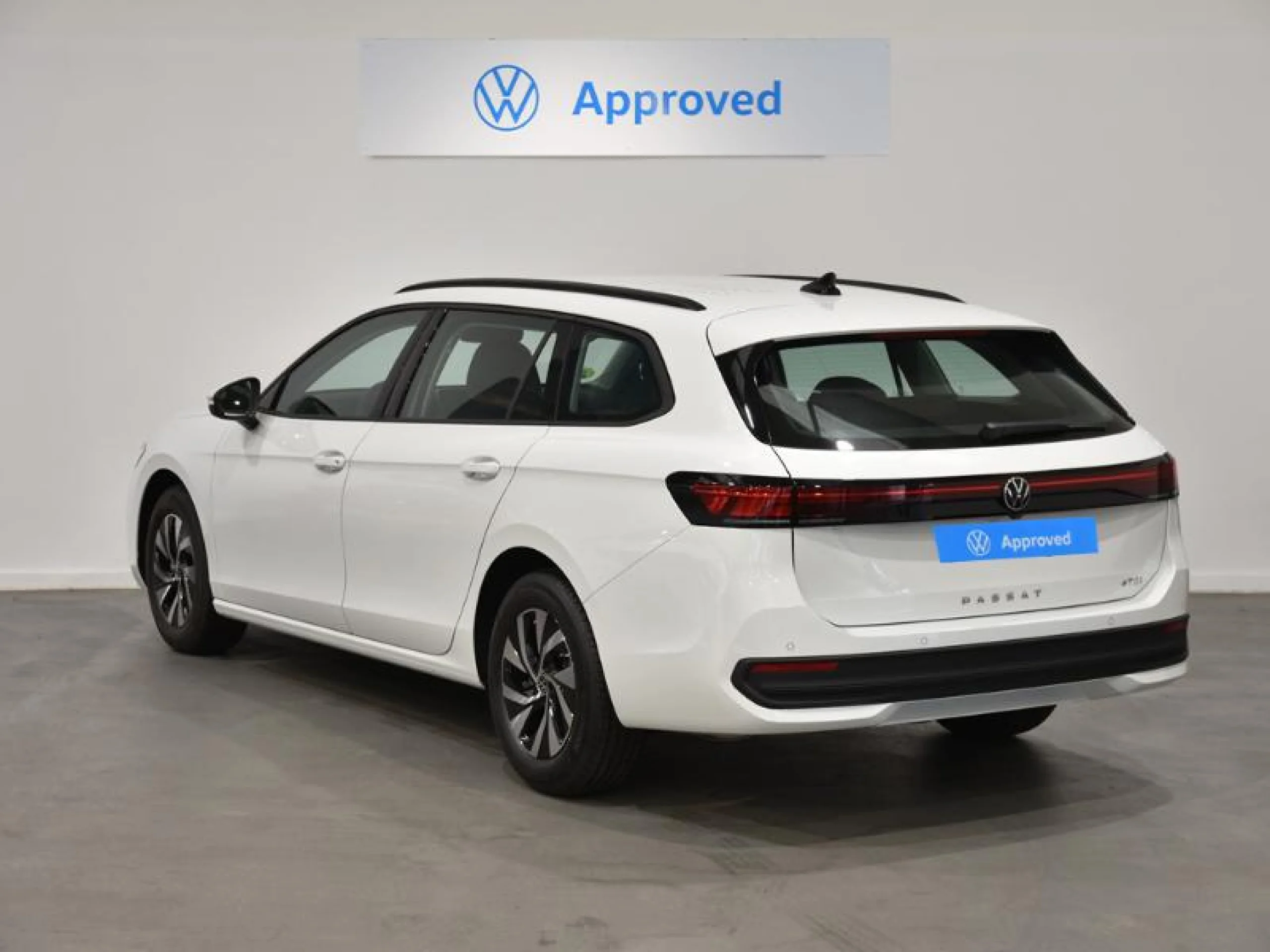 VOLKSWAGEN PASSAT PASSAT 1.5 ETSI 110 KW (150 CV)  AUTOM TICO DSG 7 VEL. - Foto 2