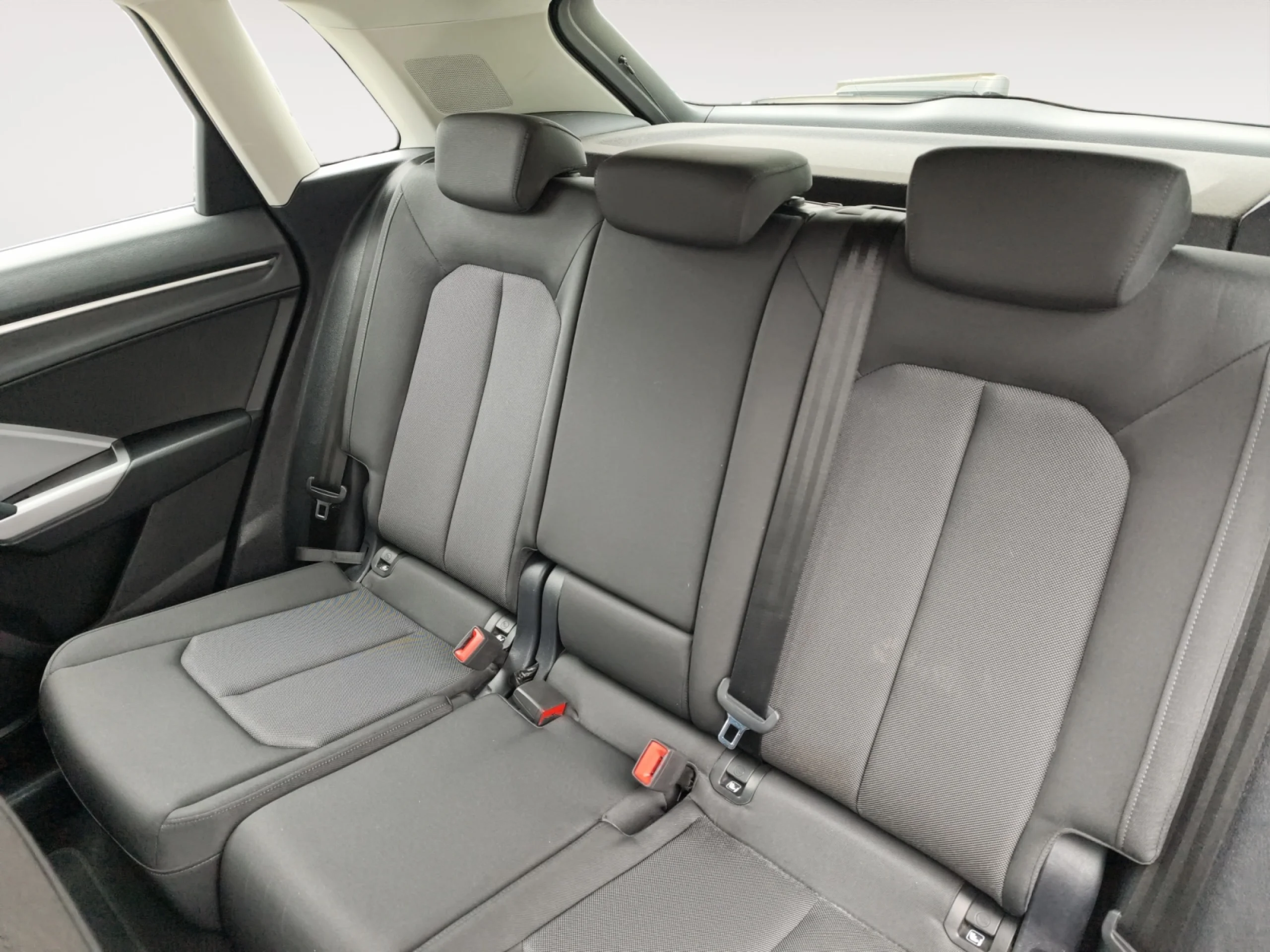AUDI Q3 ADVANCED 35 TDI 110KW (150CV) S TRONIC - Foto 6