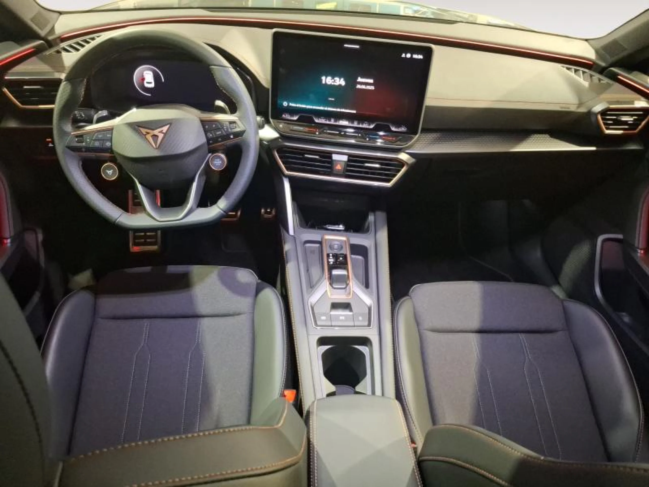 CUPRA LEON 1.5 ETSI 110KW (150CV) DSG - Foto 4