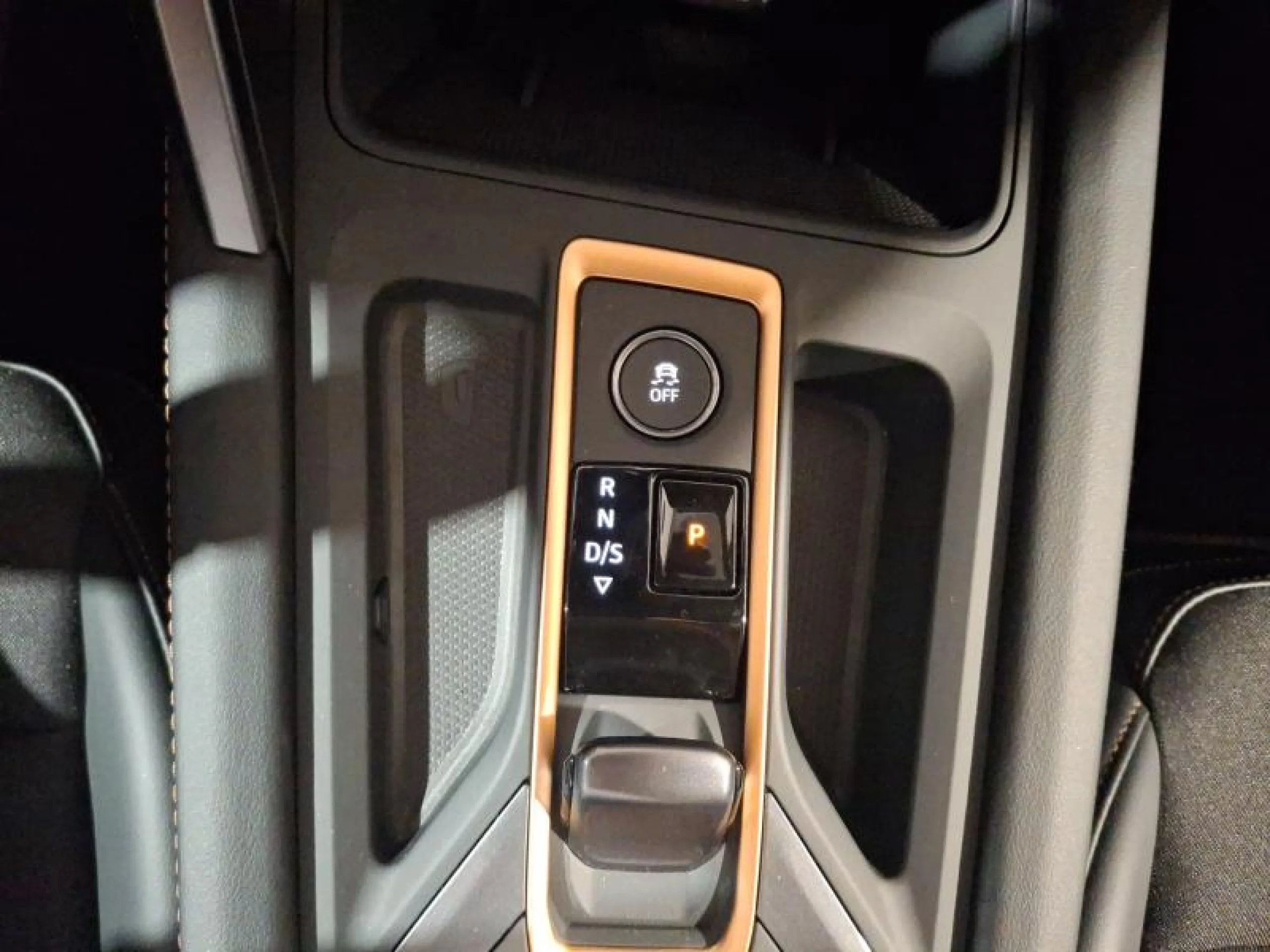 CUPRA LEON 1.5 ETSI 110KW (150CV) DSG - Foto 8