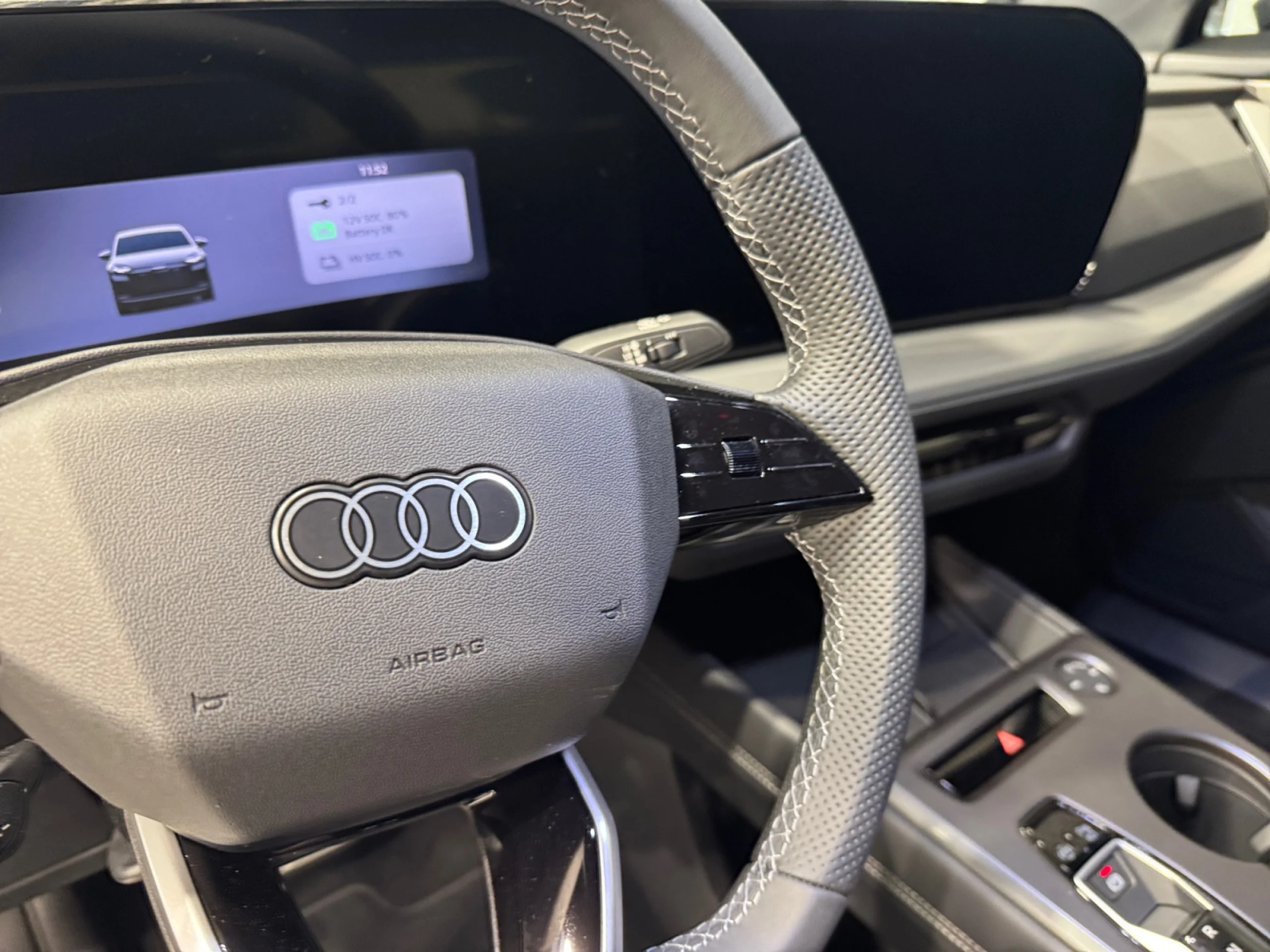 AUDI Q4 SPORTBACK E TRON BLACK LINE EDITION 45 E TRON 210KW 82KWH - Foto 10