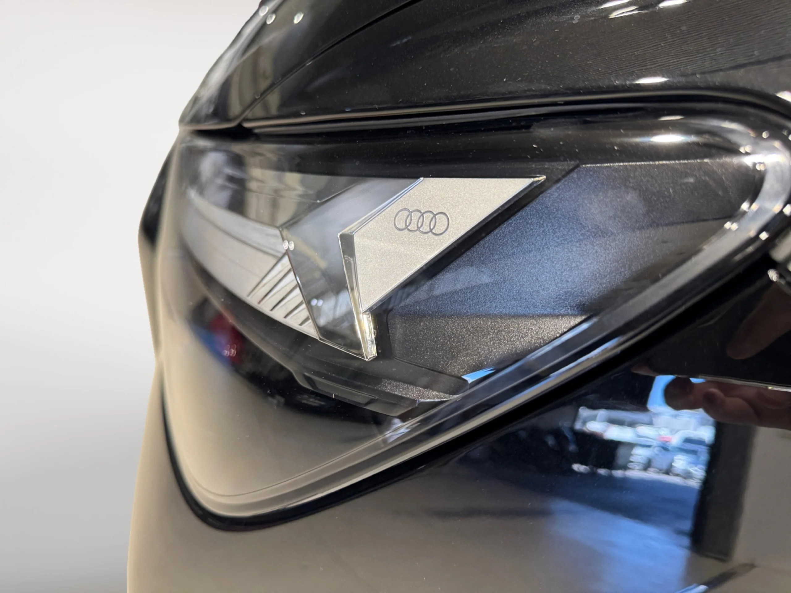AUDI Q4 SPORTBACK E TRON BLACK LINE EDITION 45 E TRON 210KW 82KWH - Foto 16