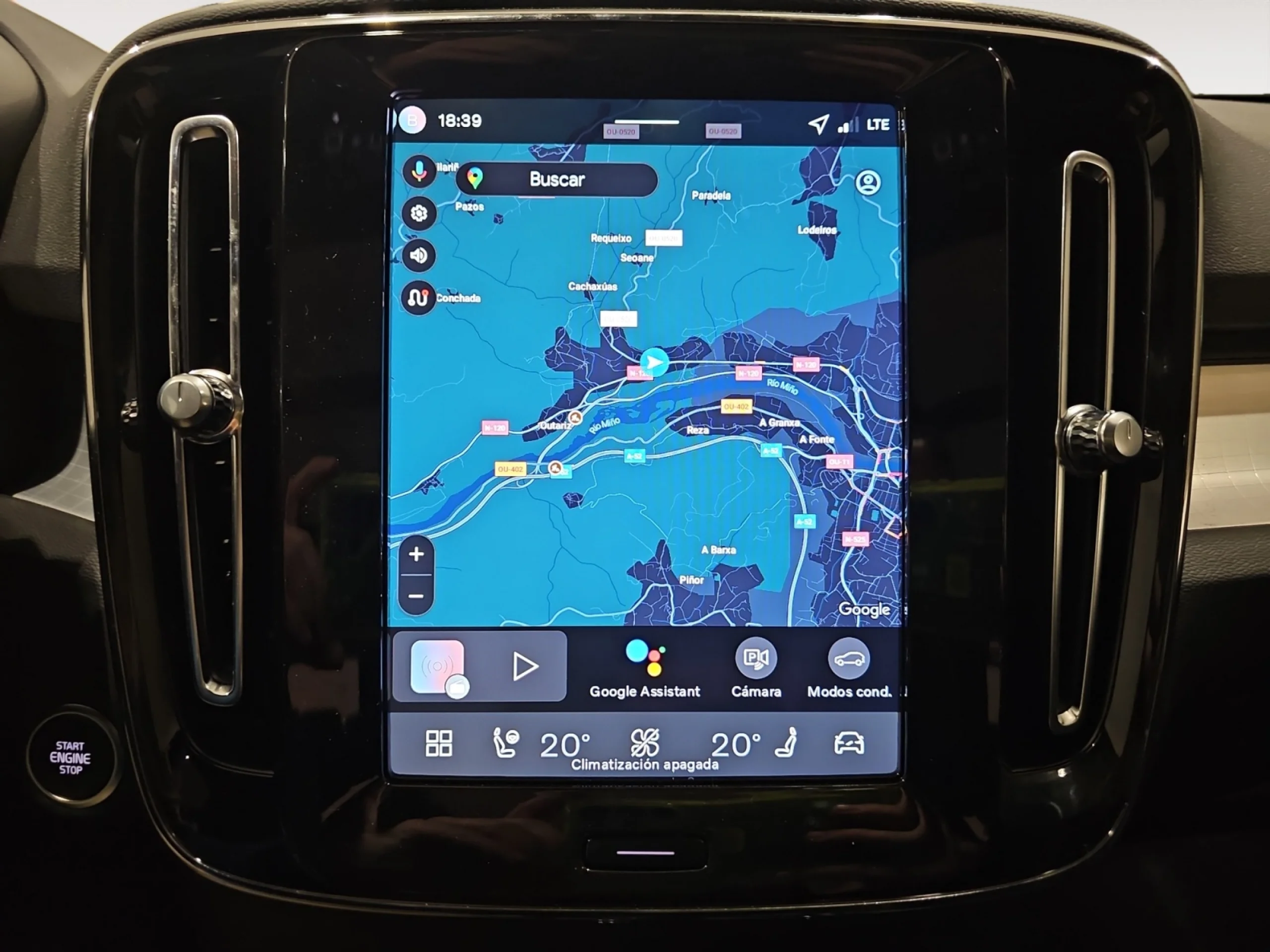 VOLVO XC40 2.0 B3 G PLUS DARK AUTO - Foto 10