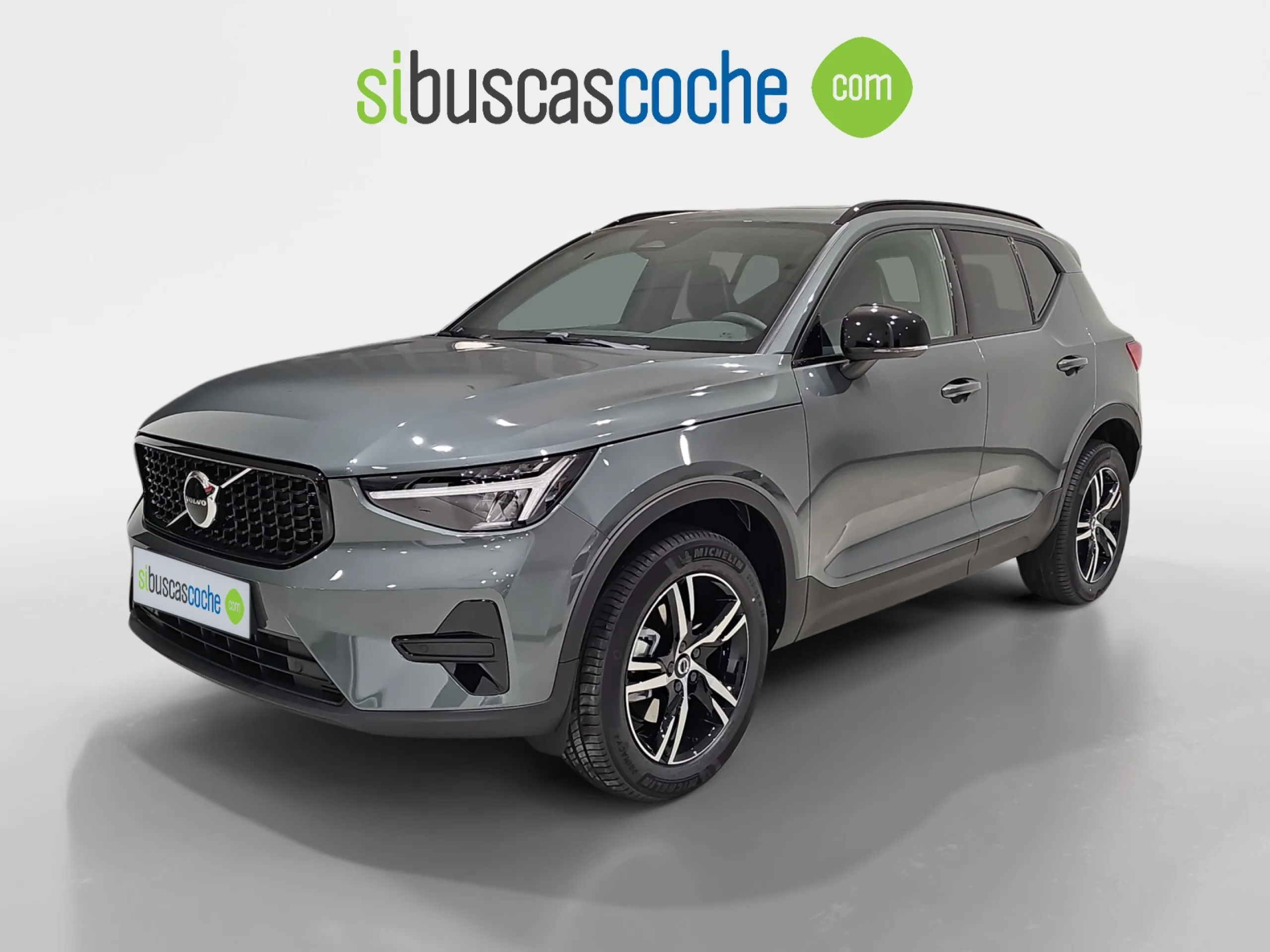 VOLVO XC40 2.0 B3 G PLUS DARK AUTO - Foto 16