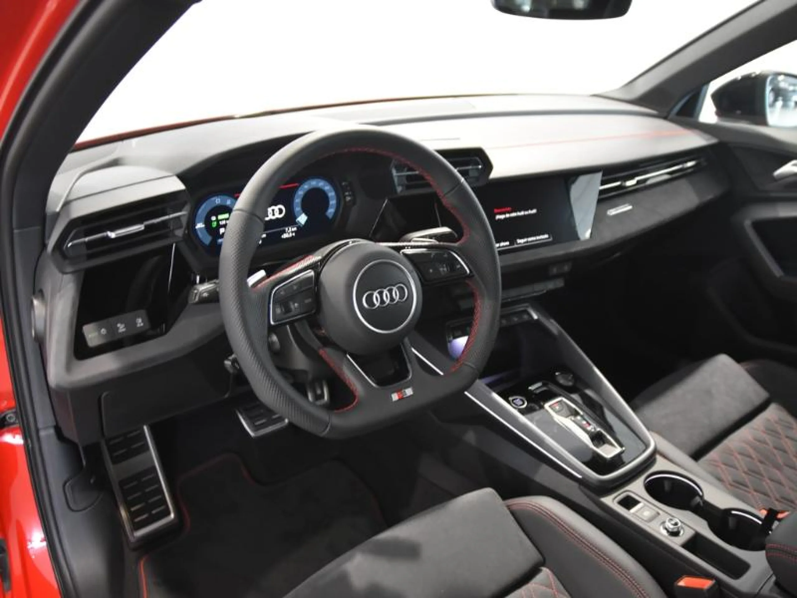 AUDI A3 SPORTBACK A3 SPORTBACK BLACK COMPETITION 45 TFSI E  200 KW S TRONIC - Foto 9