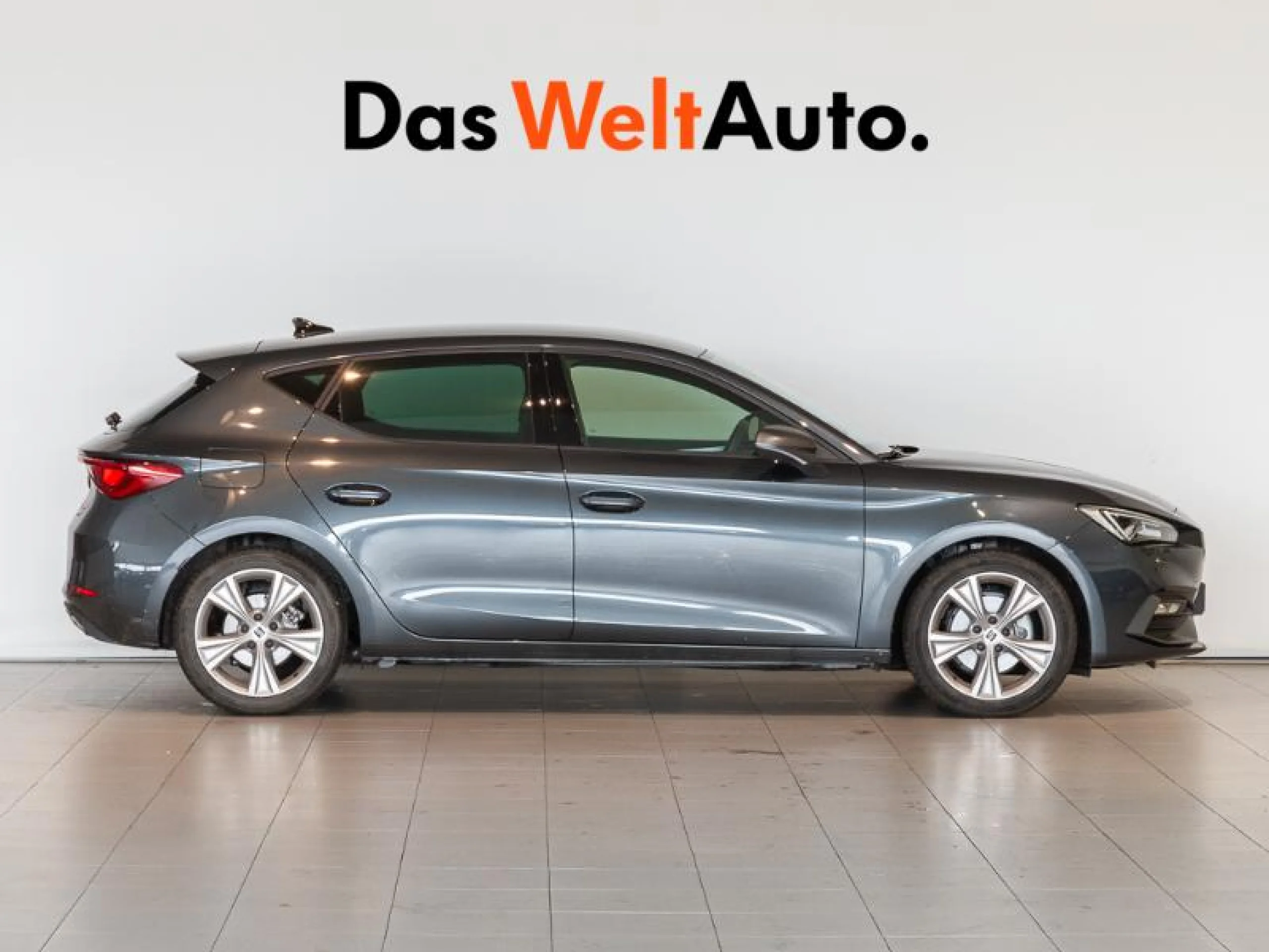 SEAT LEON 1.0 ETSI 81KW DSG 7 S&S FR XM - Foto 3