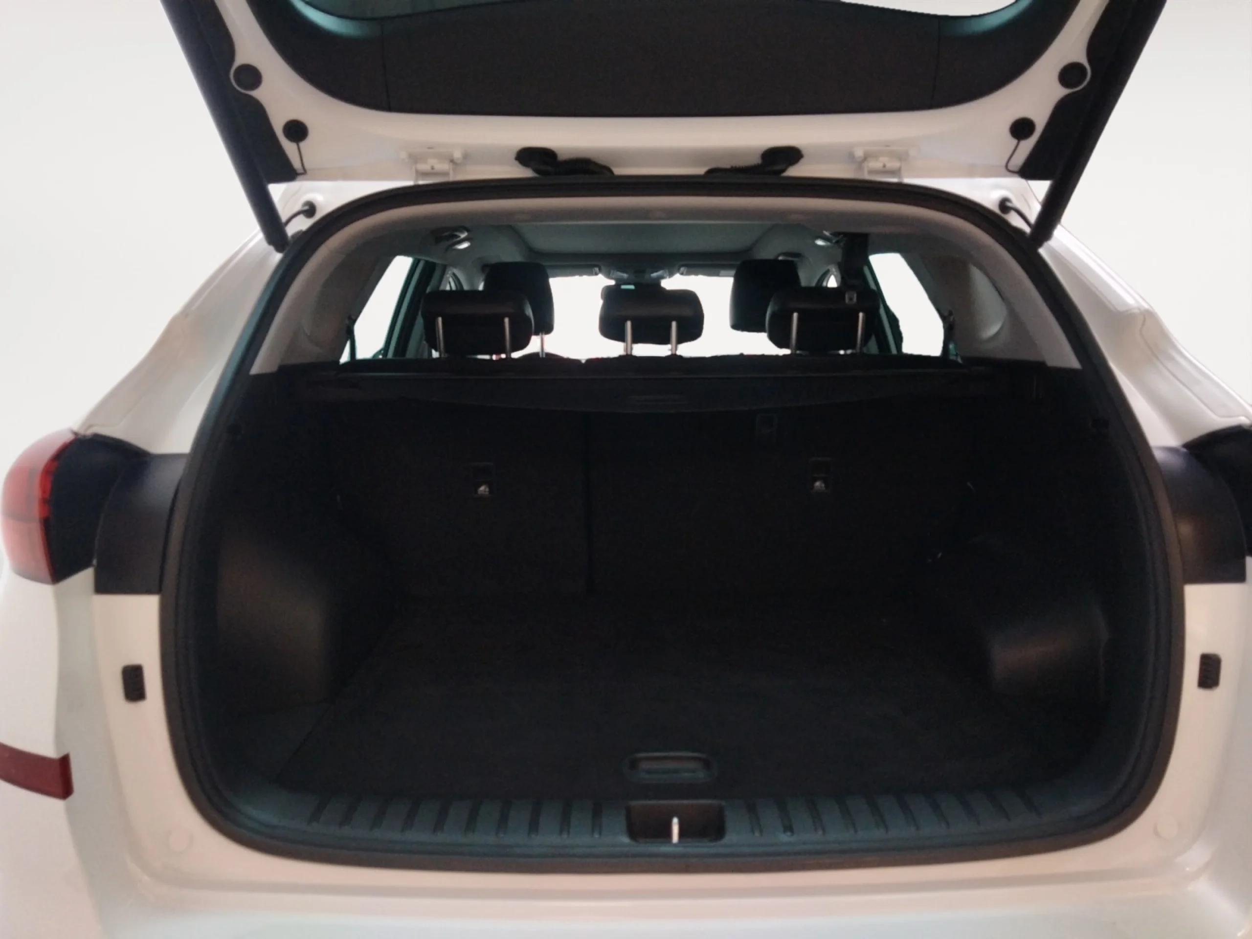 HYUNDAI TUCSON 2.0 CRDI 136KW (185CV) 48V STYLE AT 4X4 - Foto 7