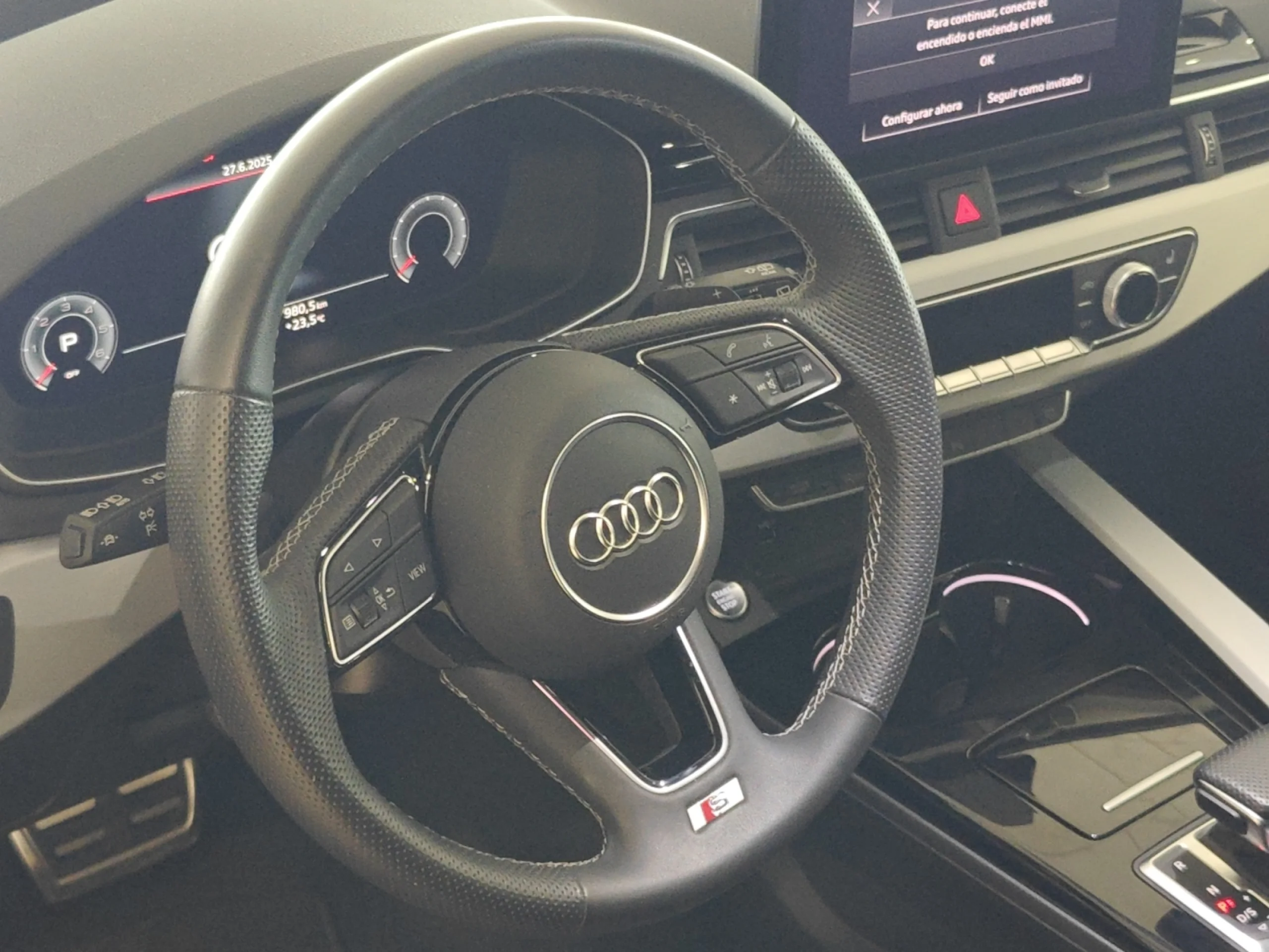 AUDI A4 AVANT BLACK LINE 35 TDI 120KW S TRONIC - Foto 12