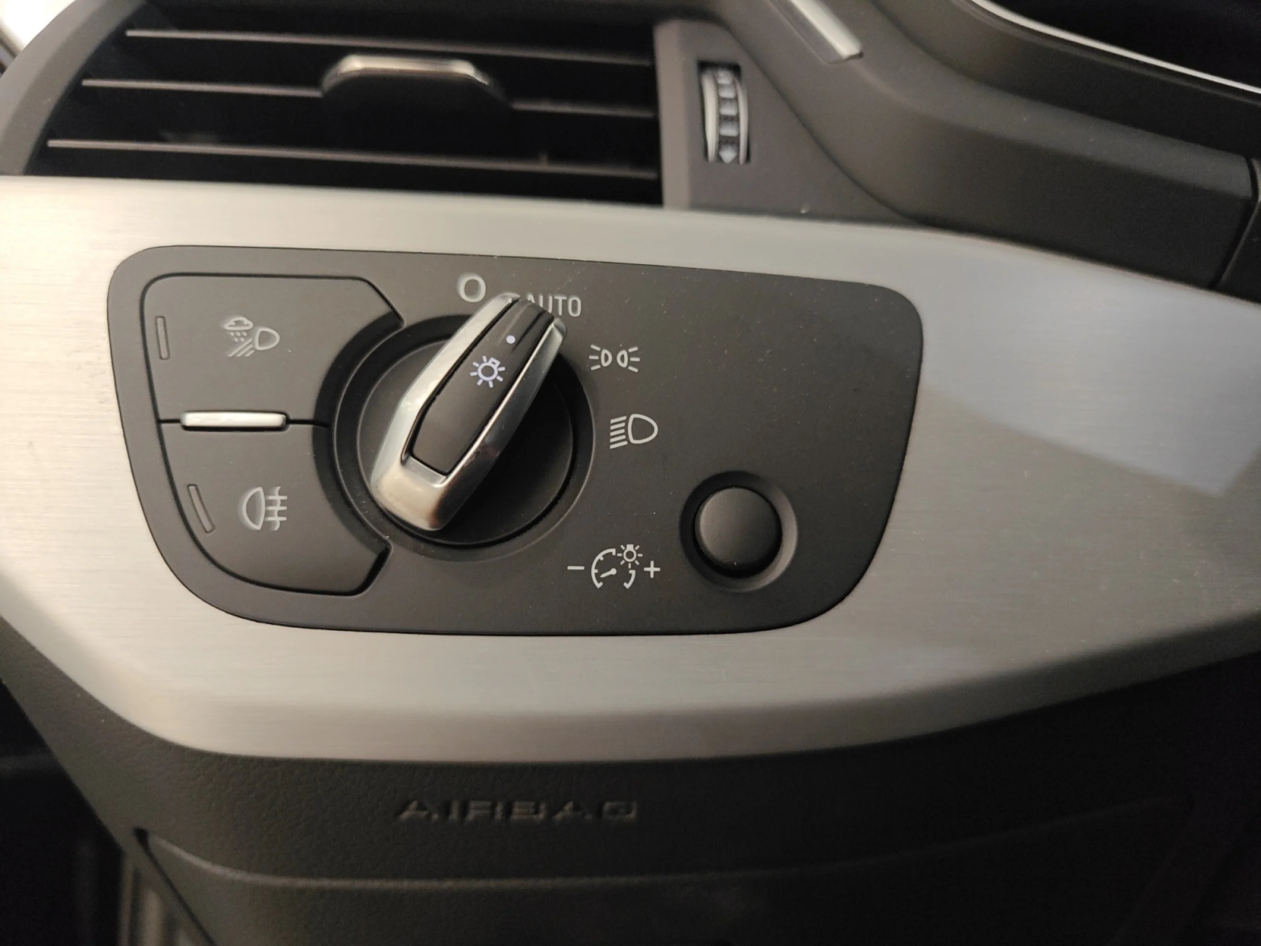 AUDI A4 AVANT BLACK LINE 35 TDI 120KW S TRONIC - Foto 15