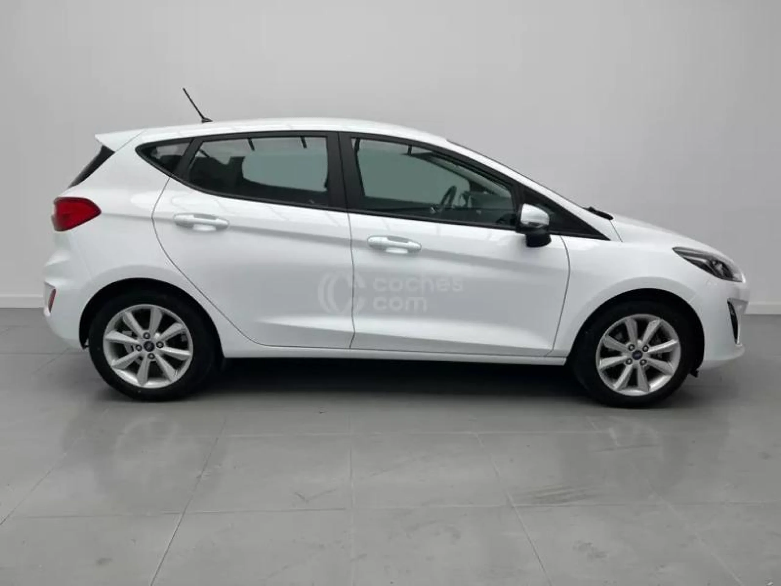 FORD FIESTA 1.1 TI VCT 63KW TREND 5P - Foto 3