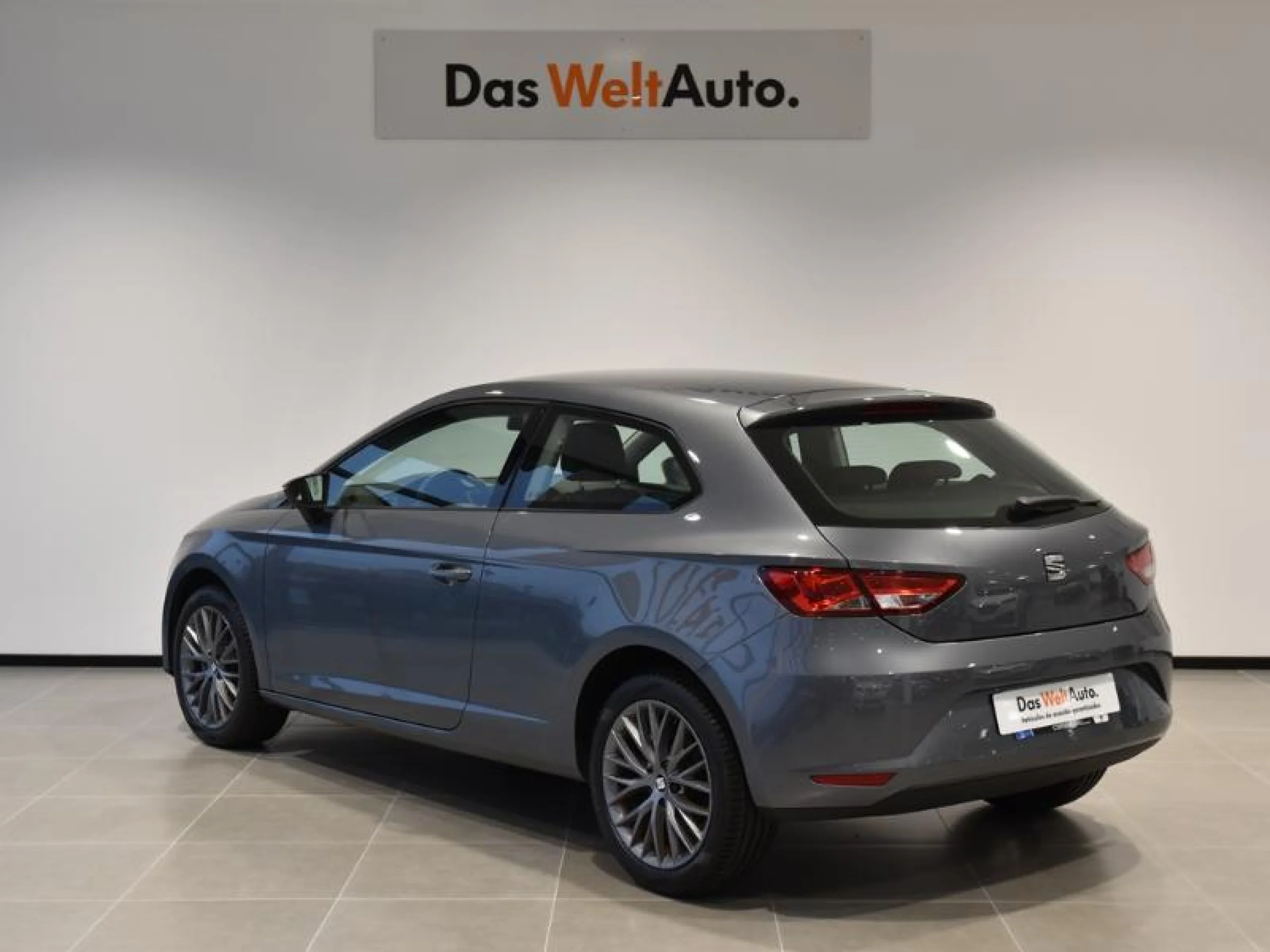 SEAT LEON SC 1.6 TDI 105CV ST - Foto 2