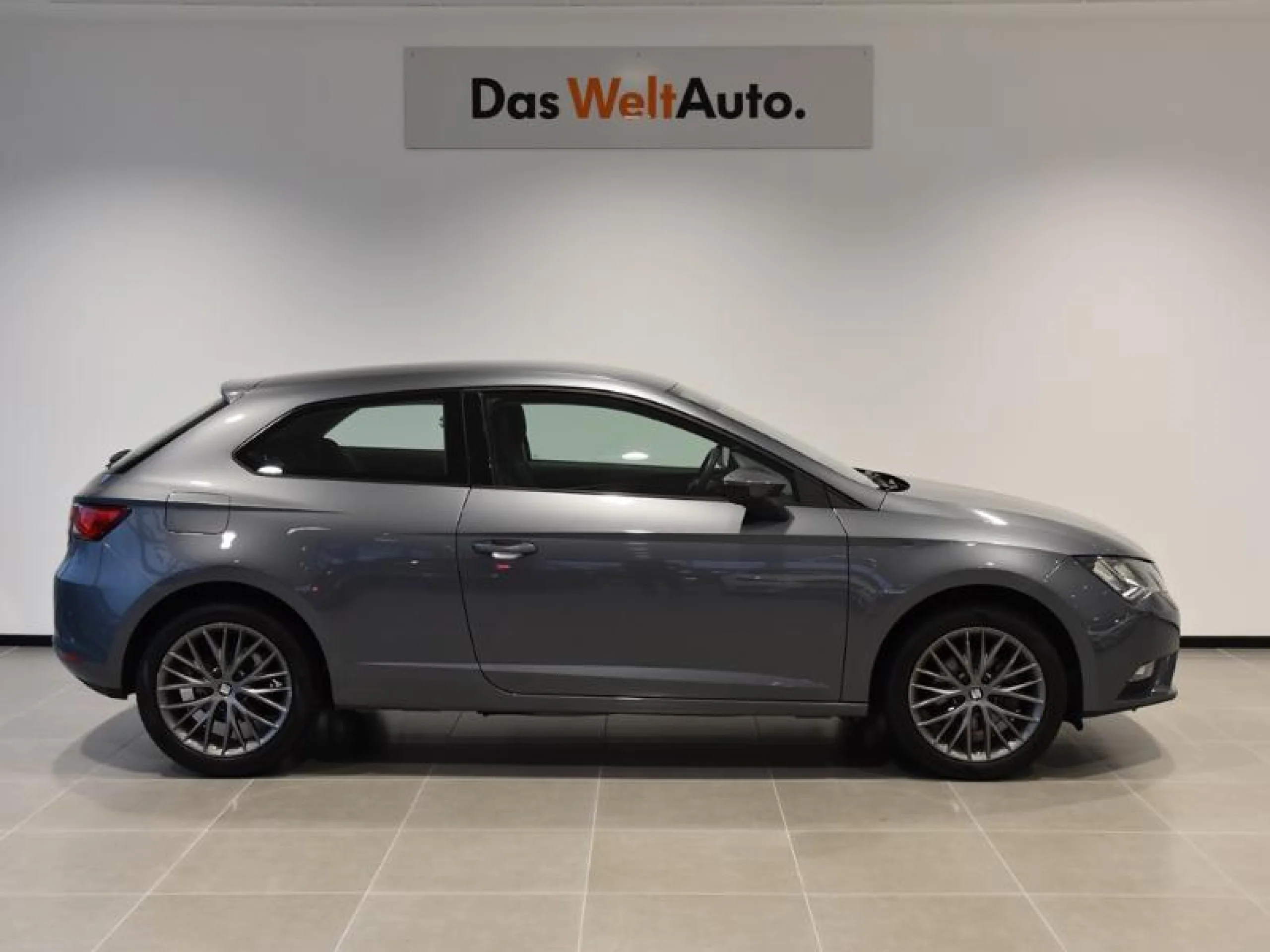 SEAT LEON SC 1.6 TDI 105CV ST - Foto 3