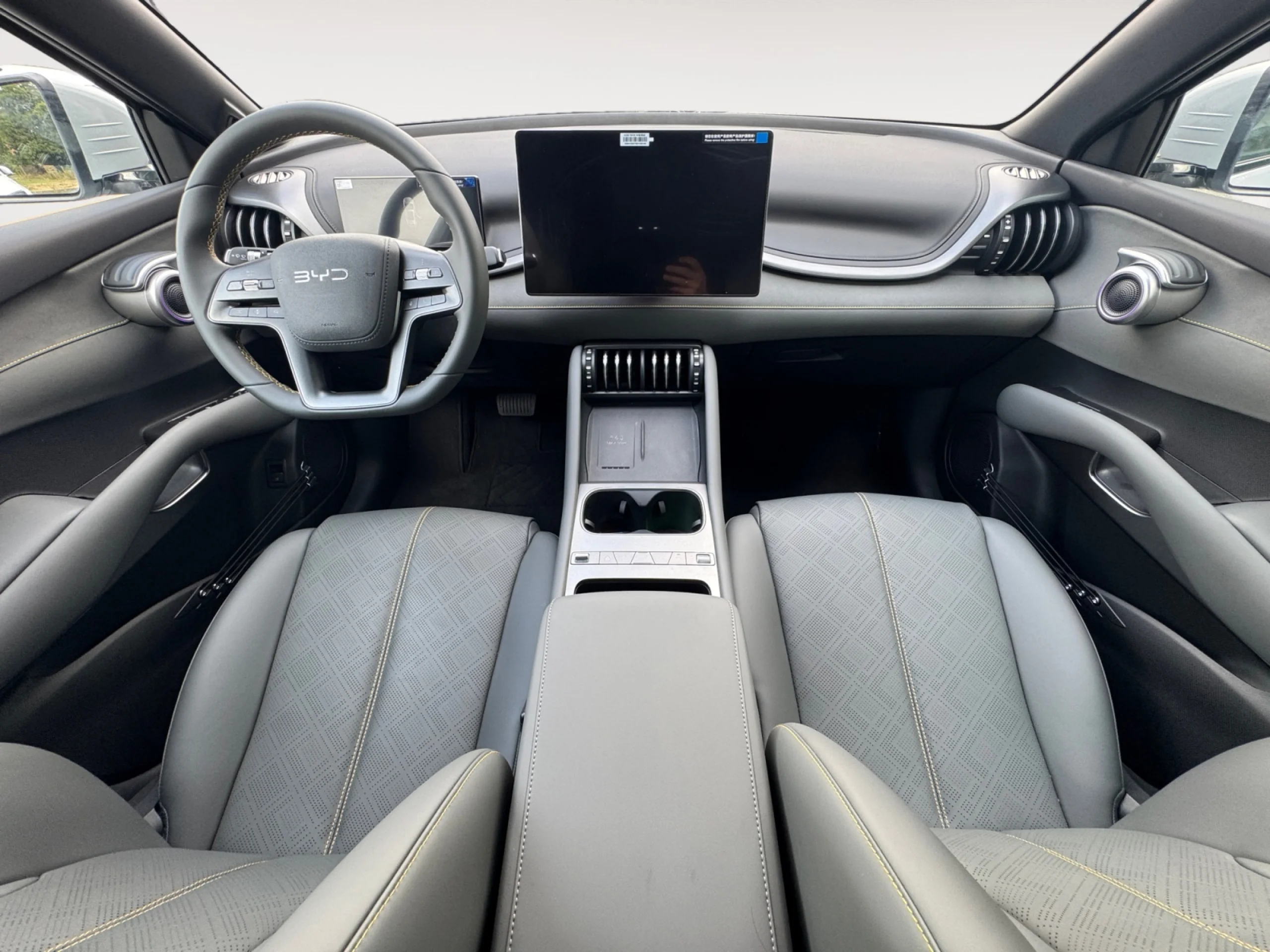 BYD ATTO 3 DESIGN RWD - Foto 4