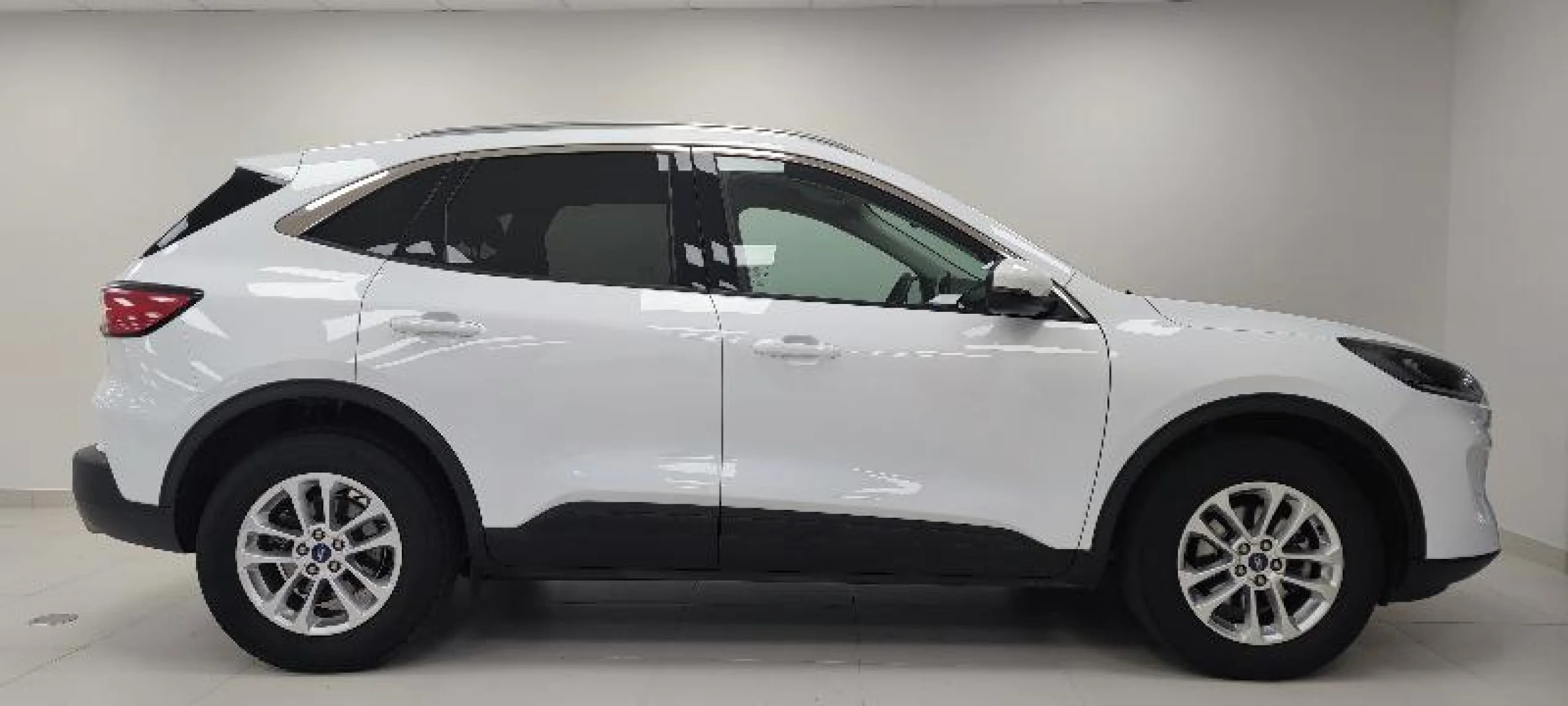 FORD KUGA TITANIUM 1.5 ECOBOOST 88KW (120CV) - Foto 3