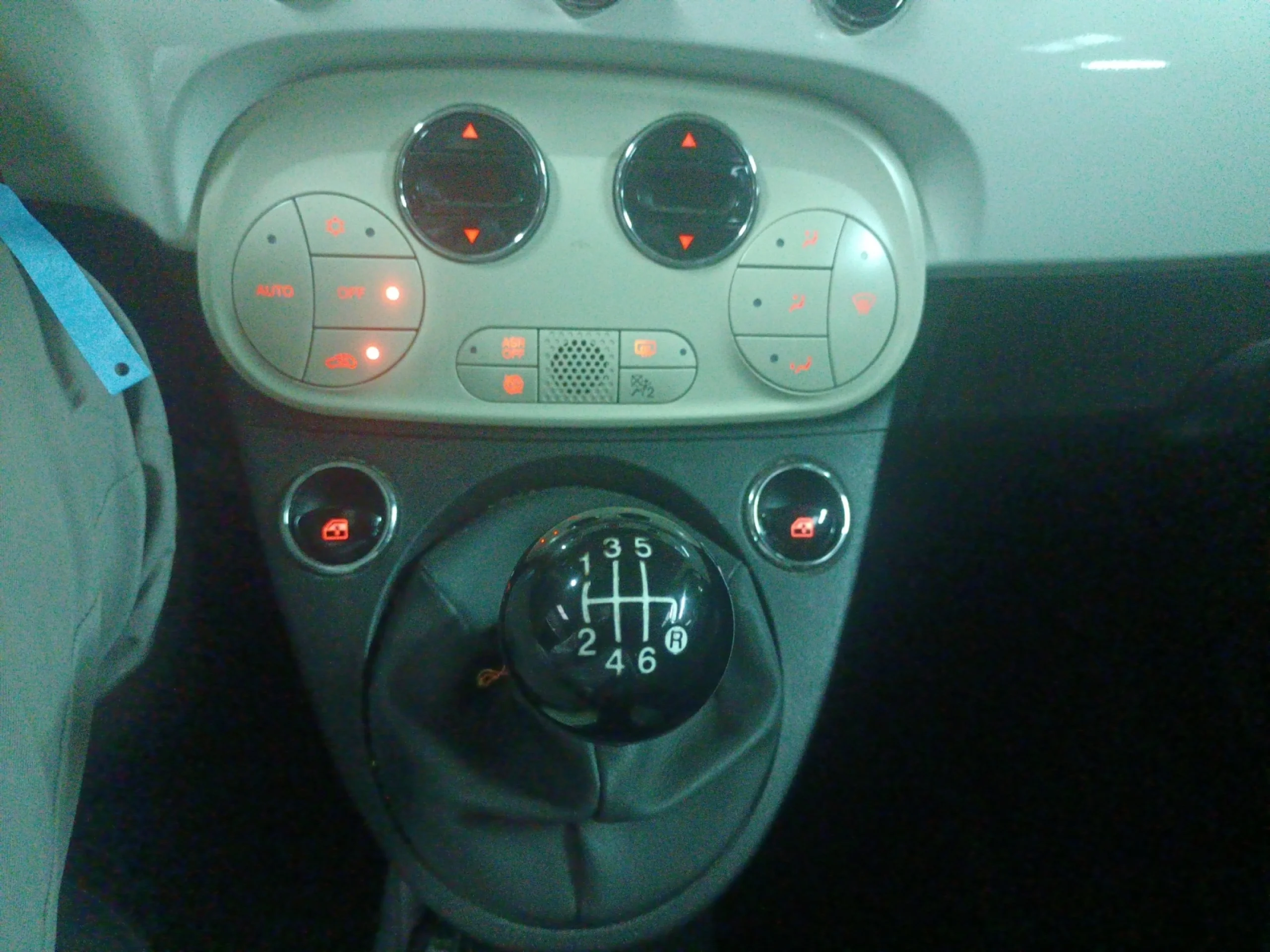 FIAT 500 DOLCEVITA 1.0 HYBRID 51KW (70 CV) - Foto 10