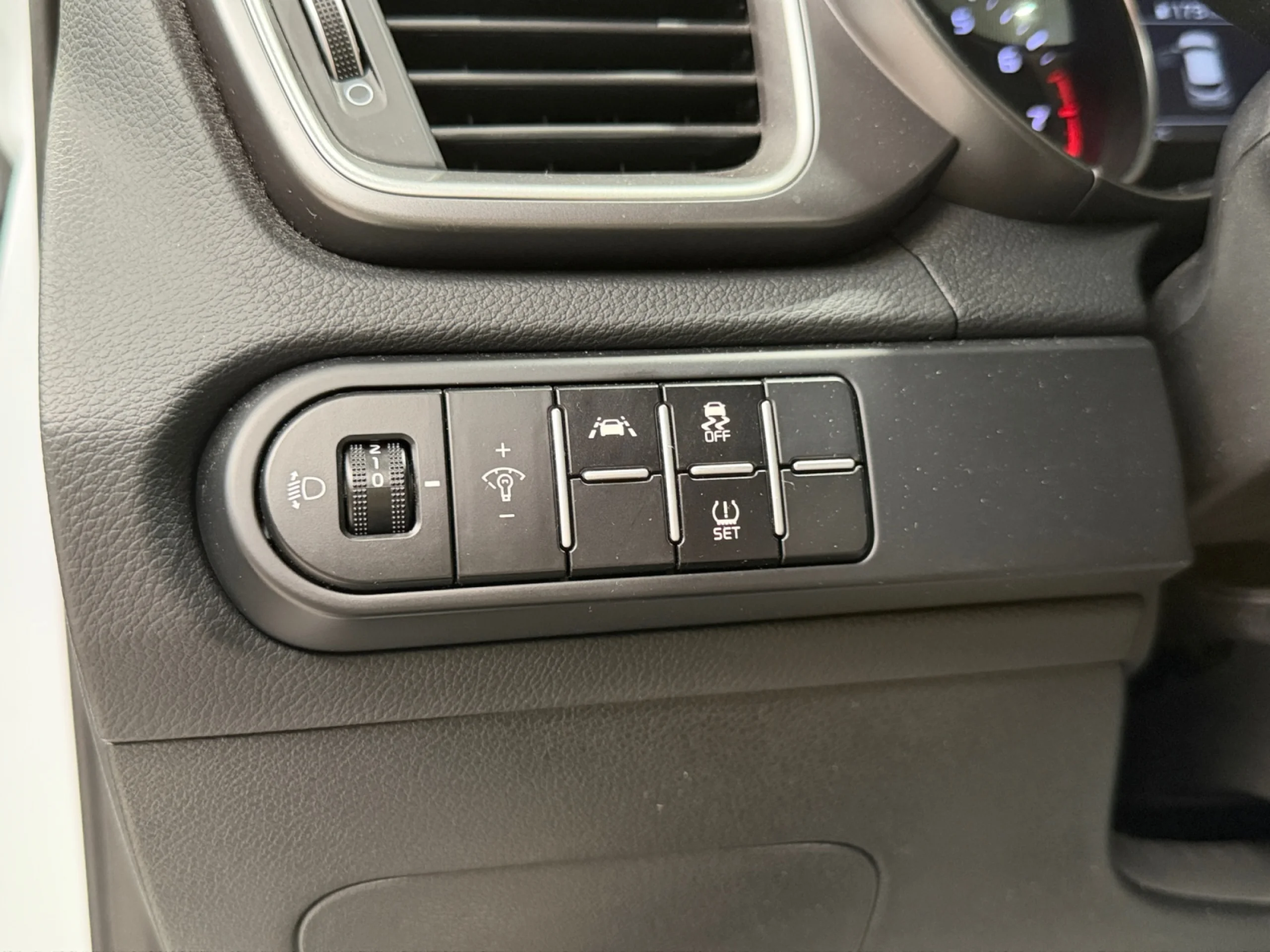 KIA XCEED 1.0 T GDI DRIVE 88KW (120CV) - Foto 17