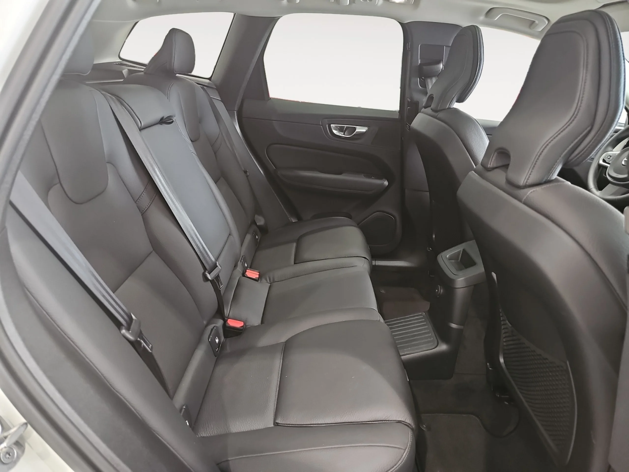VOLVO XC60 2.0 T6 AWD RECHARGE ULTRA DARK AUTO - Foto 6