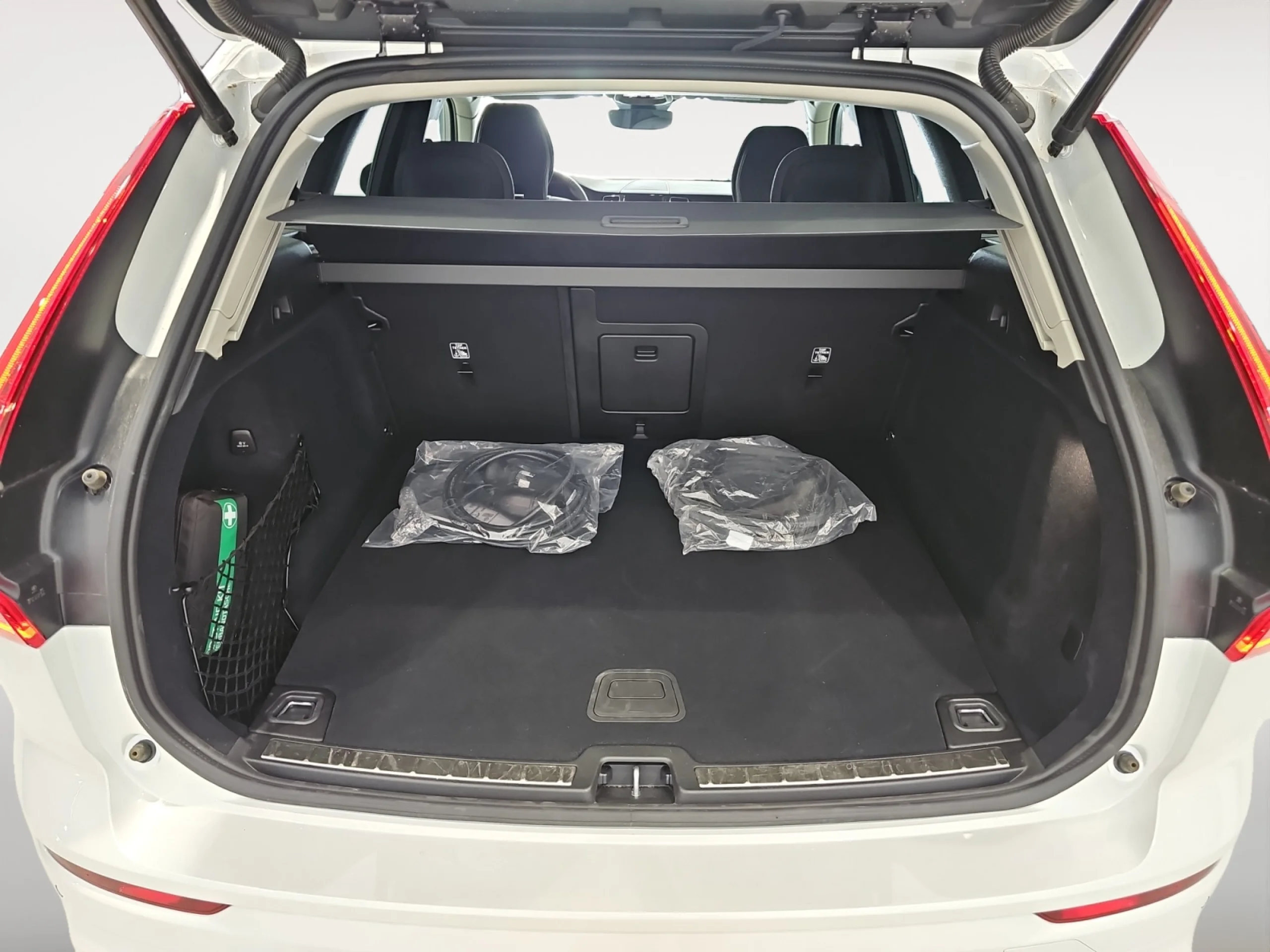 VOLVO XC60 2.0 T6 AWD RECHARGE ULTRA DARK AUTO - Foto 8