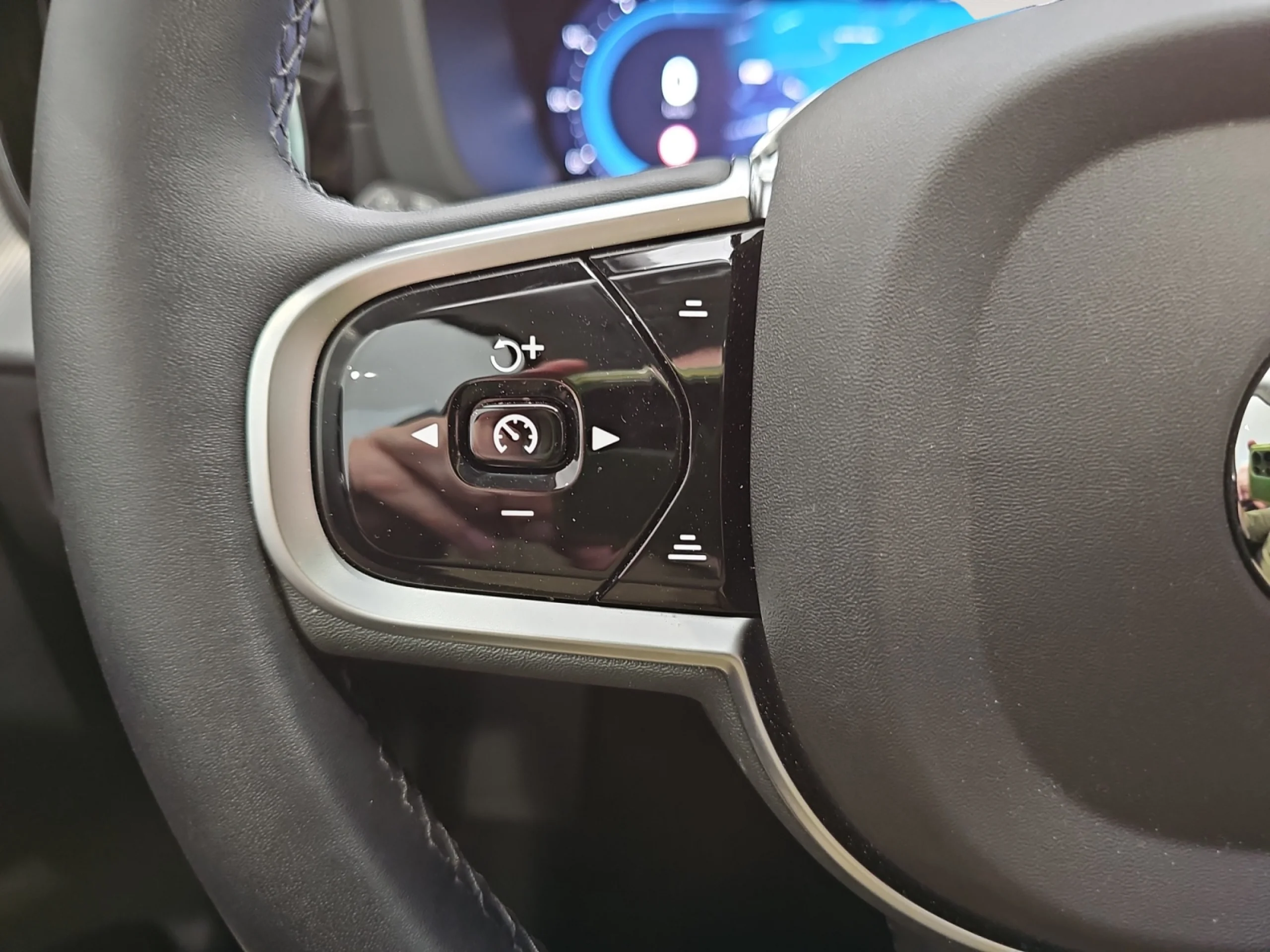 VOLVO XC60 2.0 T6 AWD RECHARGE ULTRA DARK AUTO - Foto 12
