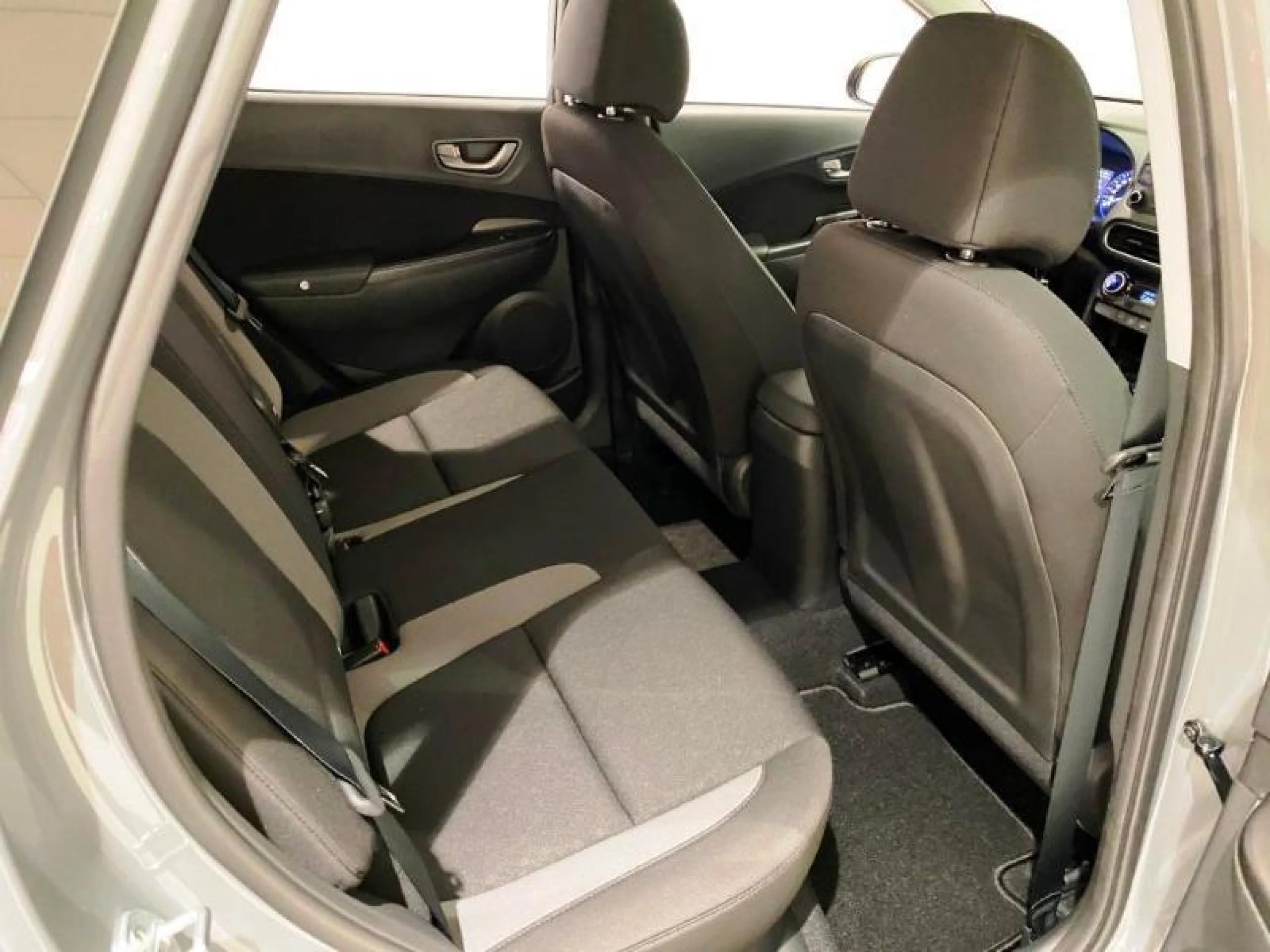 HYUNDAI KONA 1.0 TGDI 48V KLASS 4X2 - Foto 10