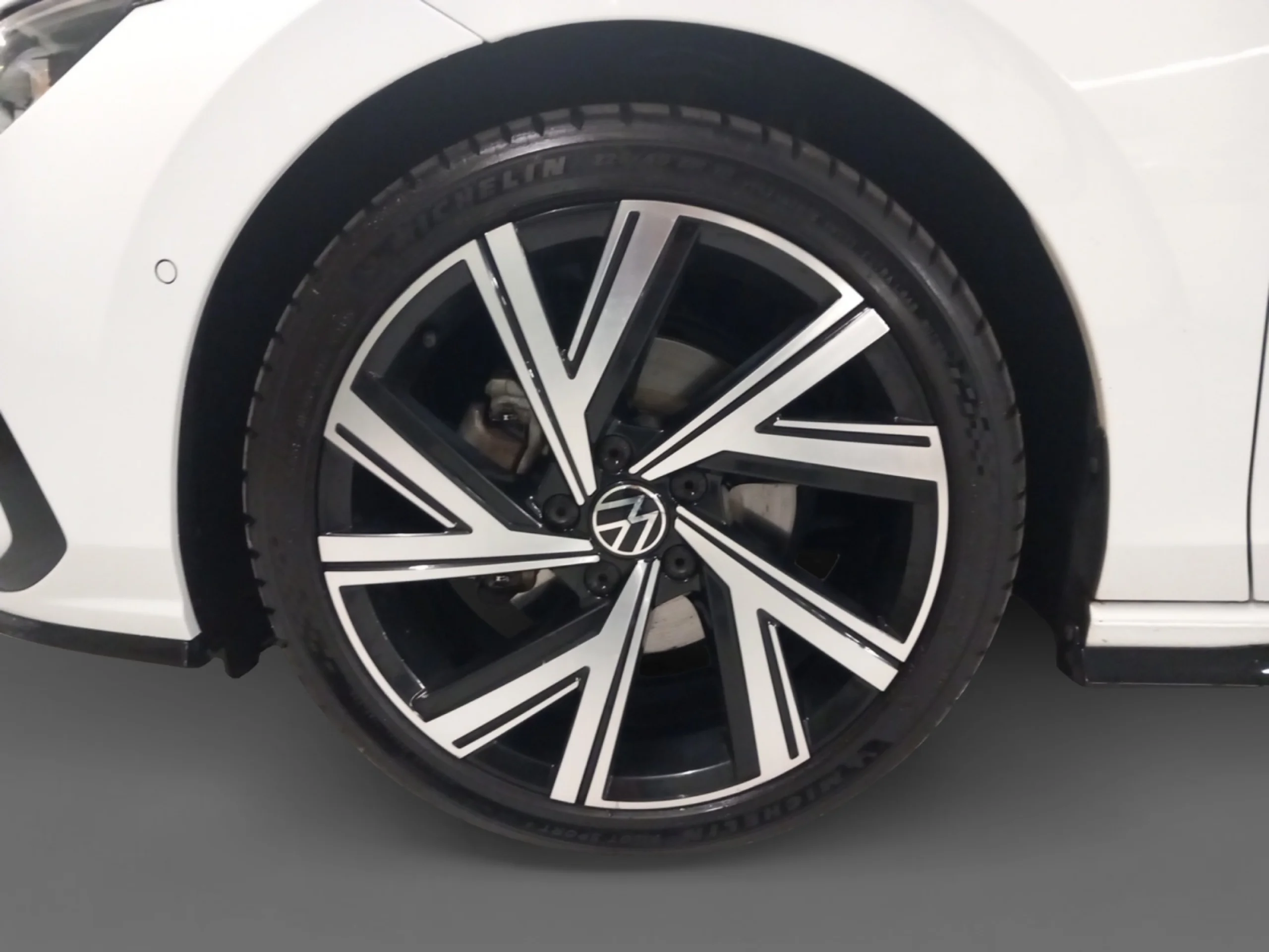 VOLKSWAGEN GOLF SPORT R LINE 2.0 TDI 110KW (150CV) DSG - Foto 8