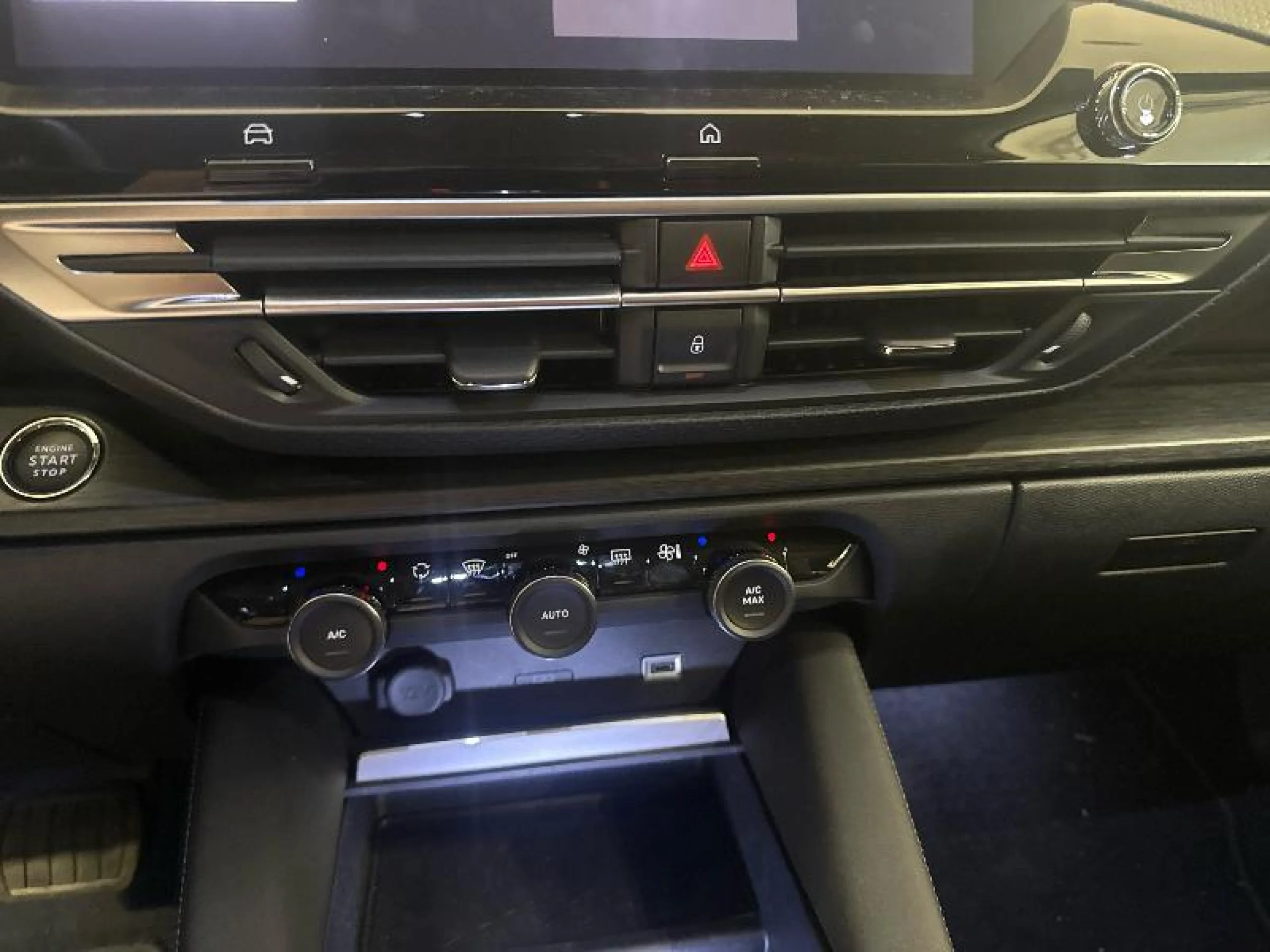 CITROEN C5 X HYBRID 180 E EAT8 SHINE - Foto 17