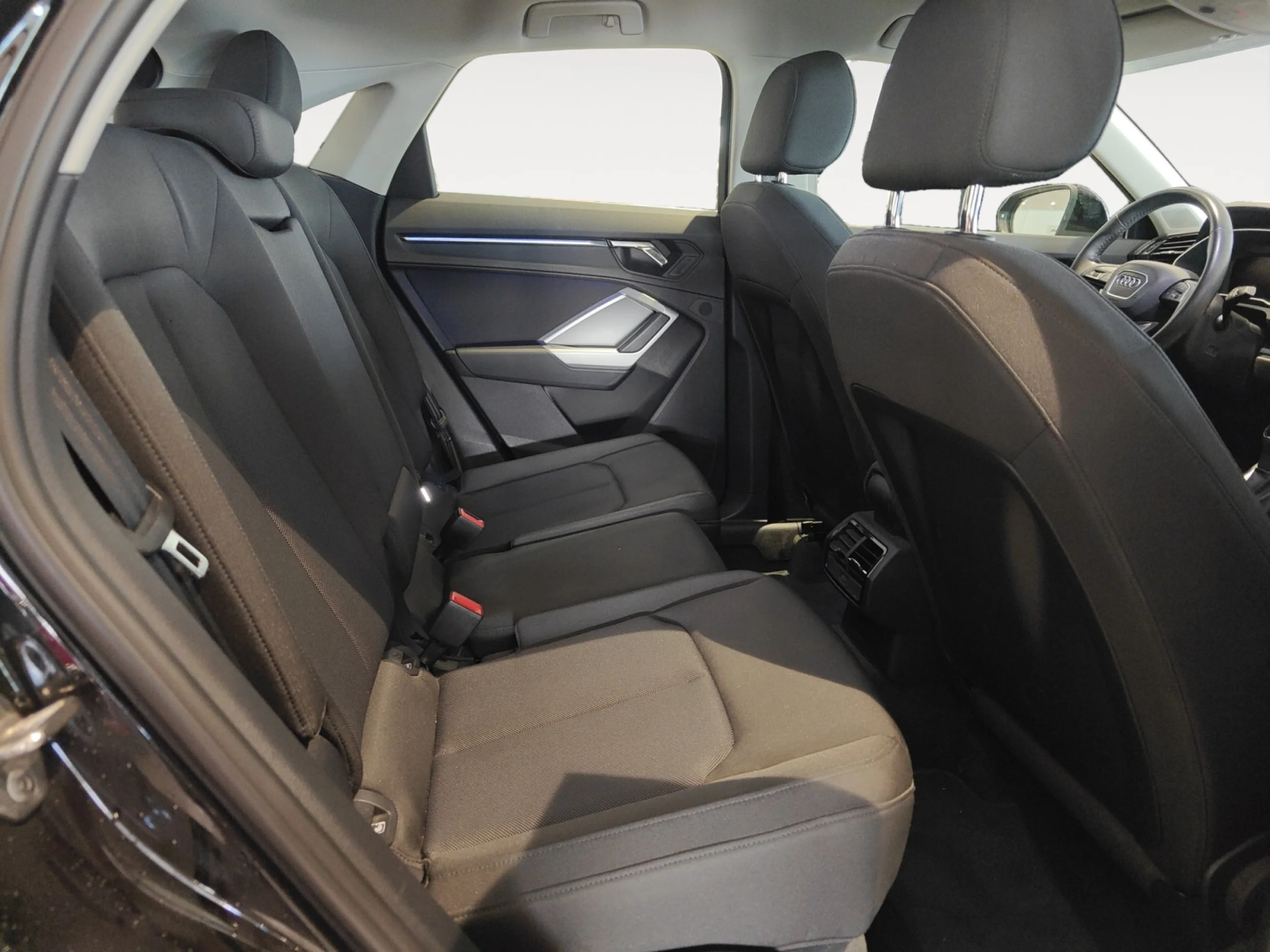 AUDI Q3 SPORTBACK 35 TDI 110KW (150CV) S TRONIC - Foto 8