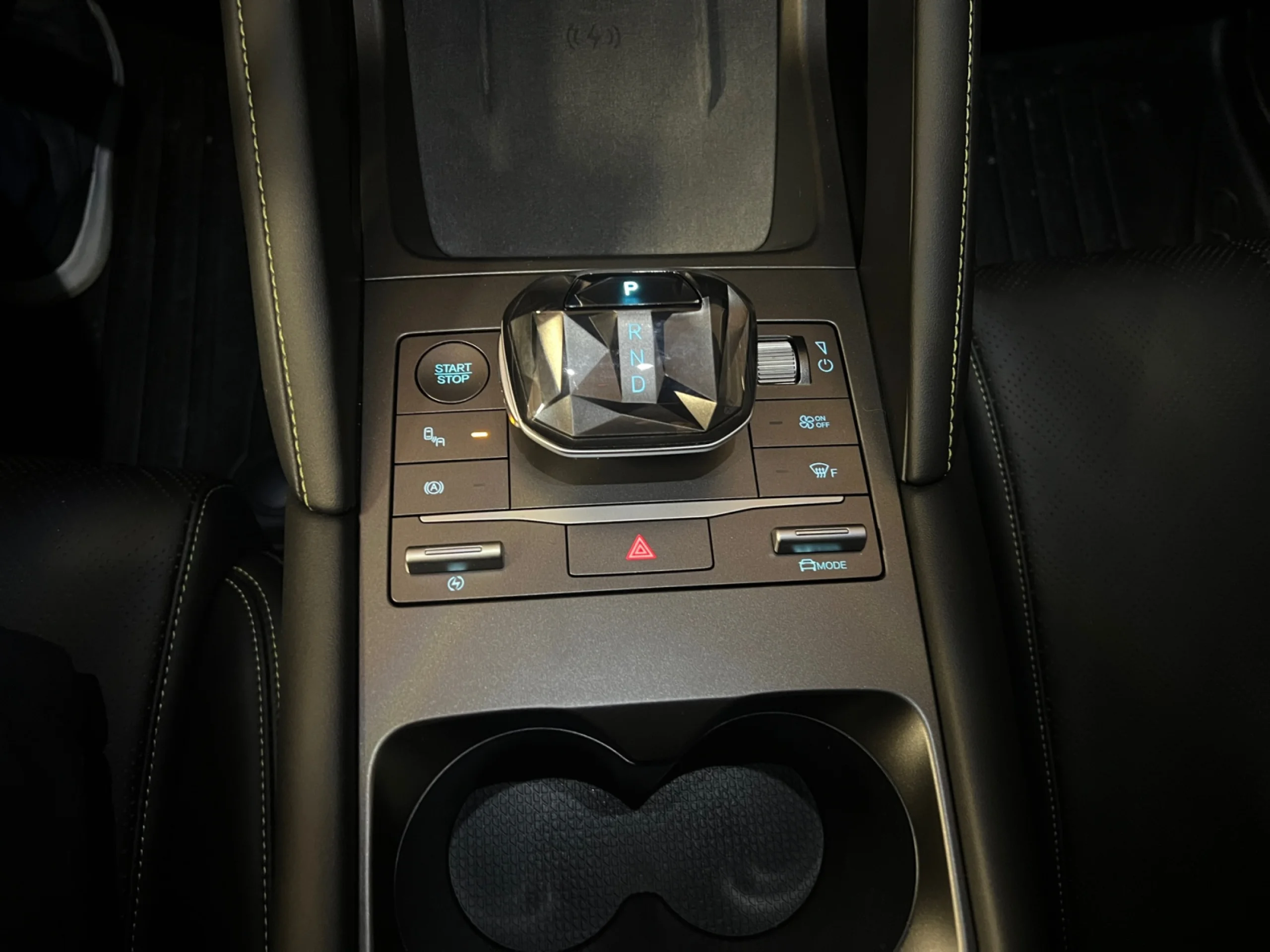 BYD ATTO 2 BOOST - Foto 11