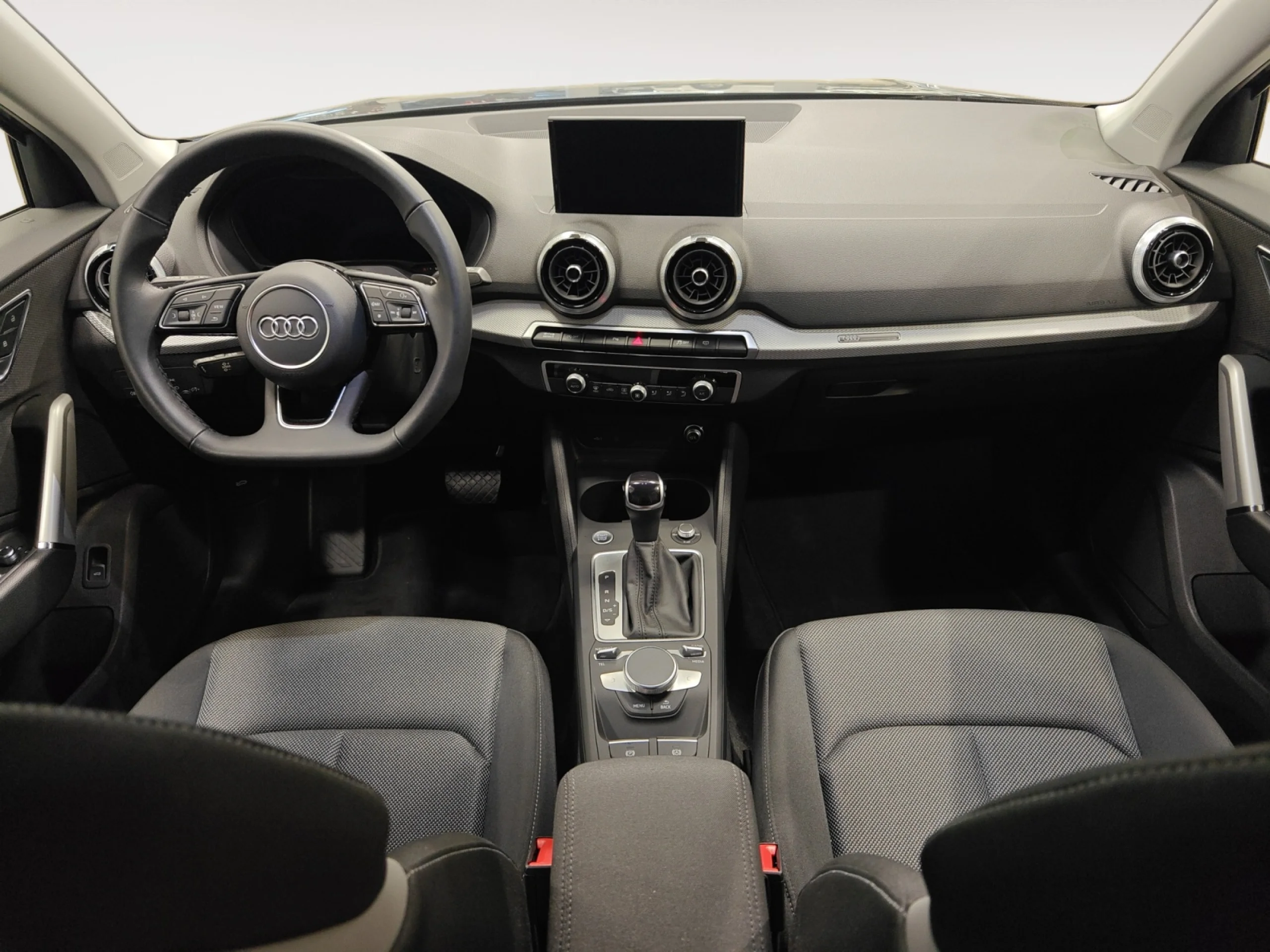 AUDI Q2 BLACK LINE 35 TFSI 110KW S TRONIC - Foto 4