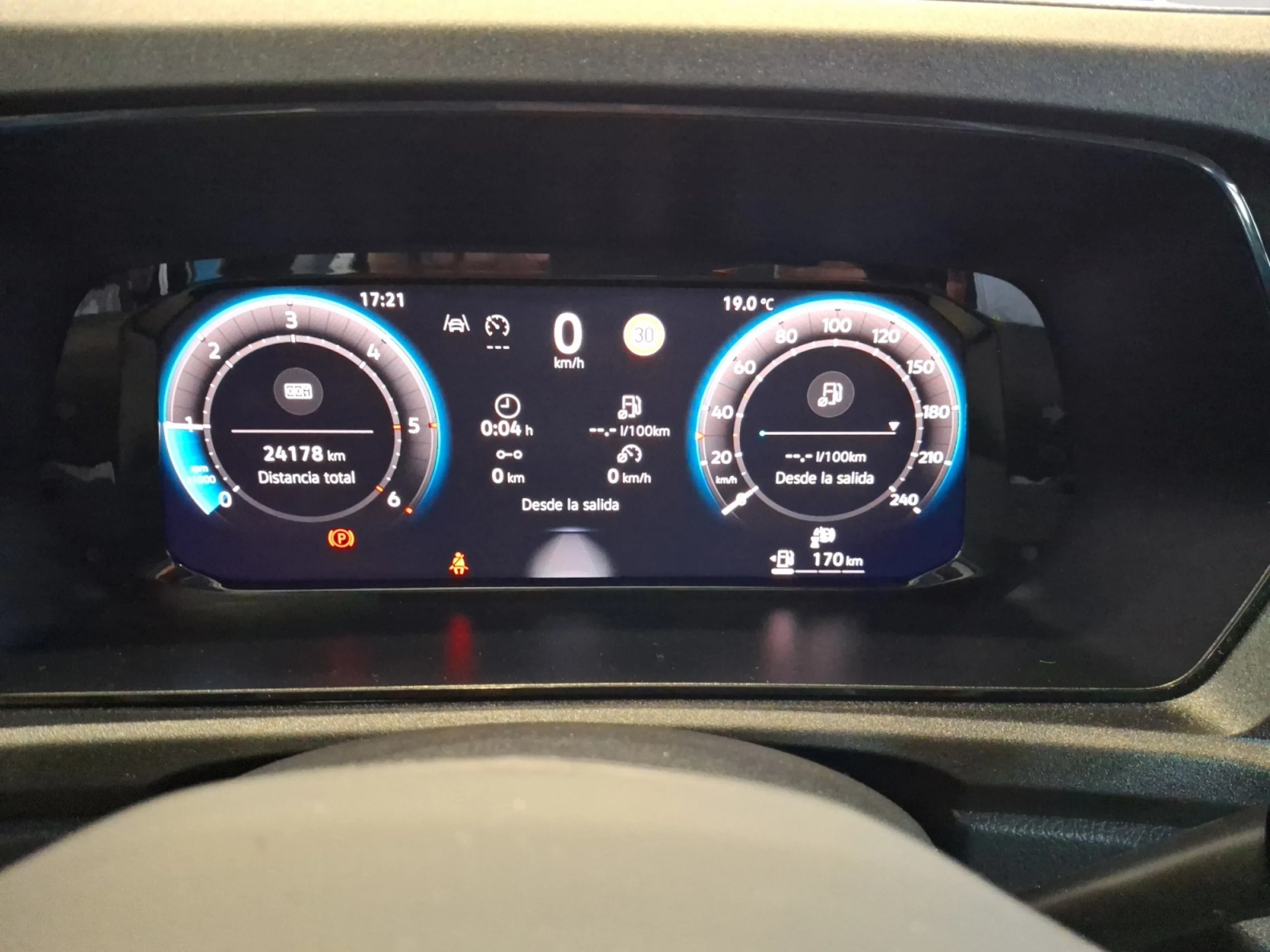 VOLKSWAGEN CADDY MAXI OUTDOOR 2.0 TDI 75KW (102CV) - Foto 15