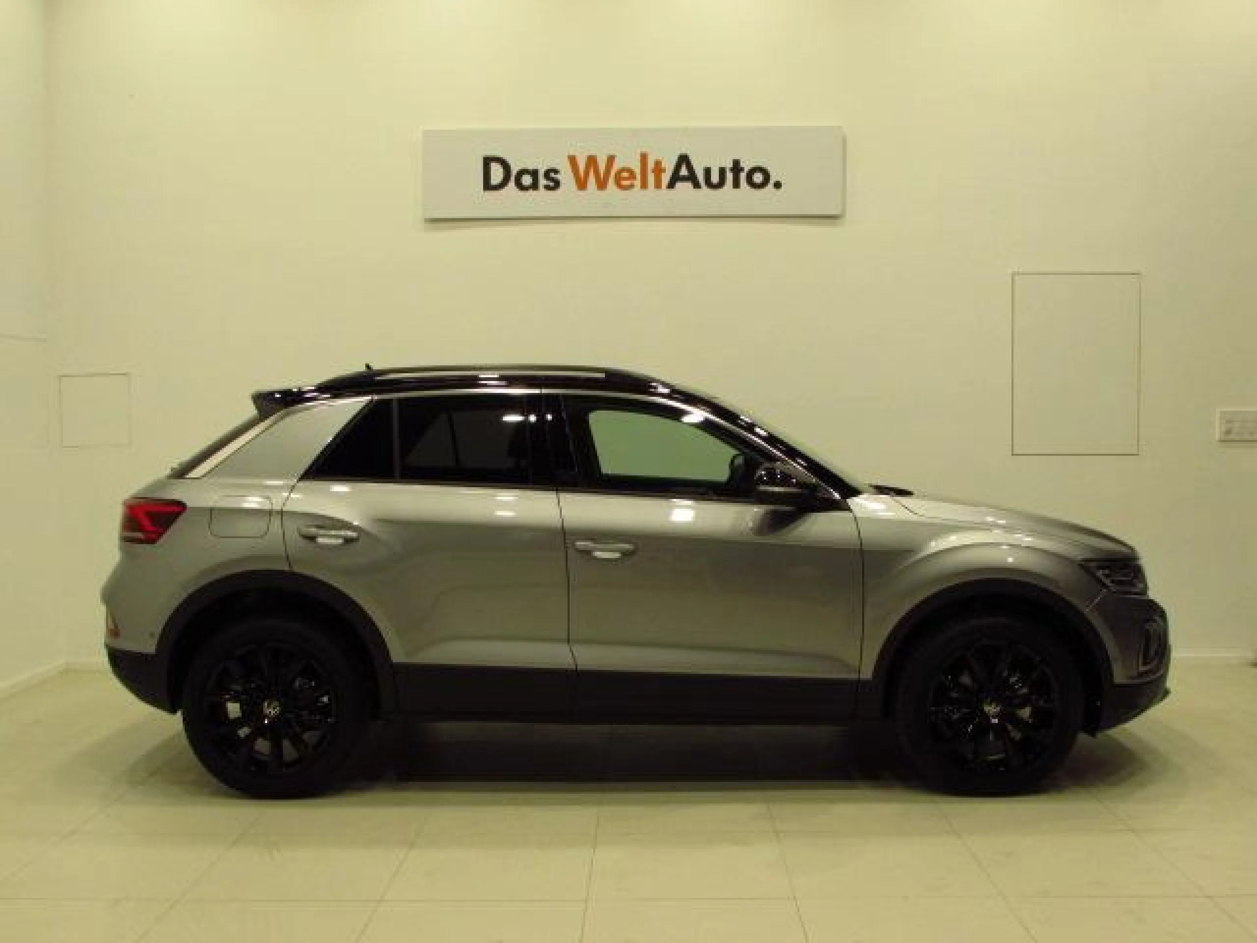 VOLKSWAGEN T ROC T ROC M S DARK 1.0 TSI 81 KW (110 CV)  6 VEL. - Foto 3