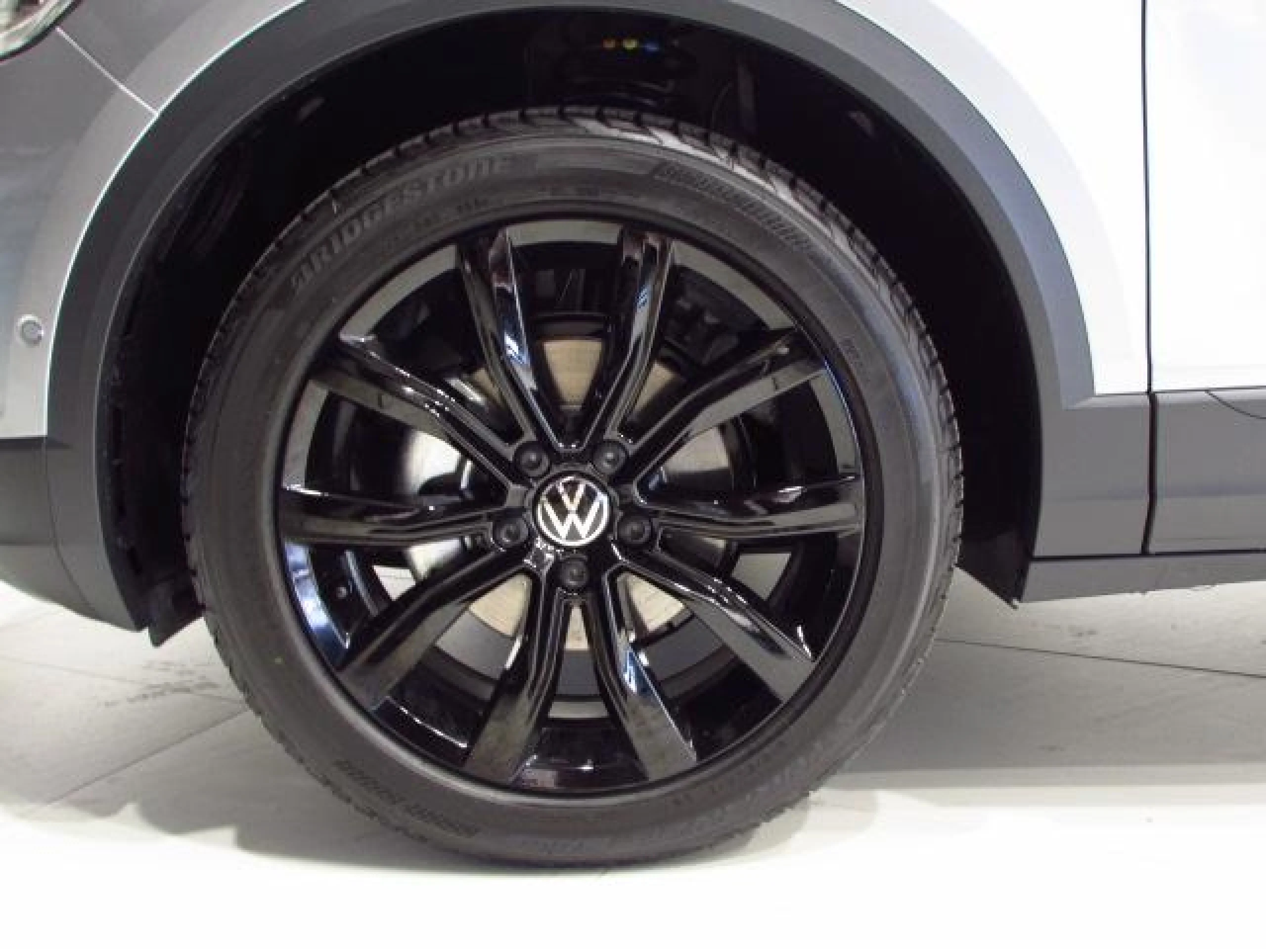 VOLKSWAGEN T ROC T ROC M S DARK 1.0 TSI 81 KW (110 CV)  6 VEL. - Foto 8