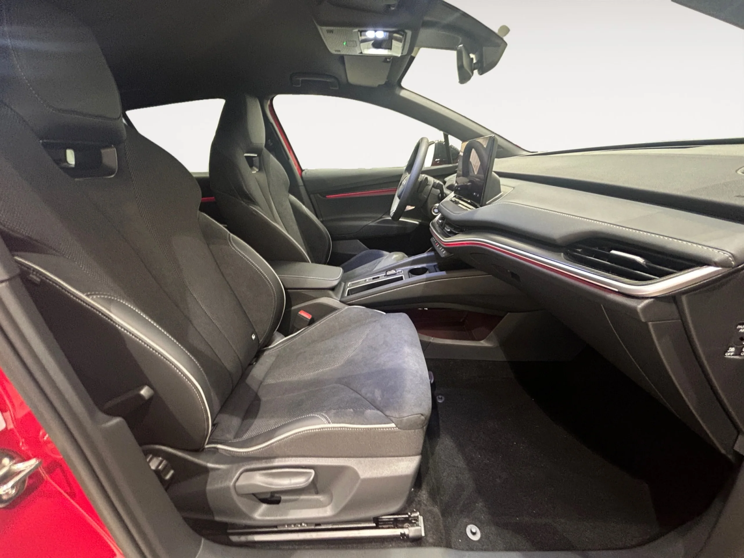 SKODA ELROQ 150 KW (204 CV) 63 KWH SPORTLINE - Foto 5