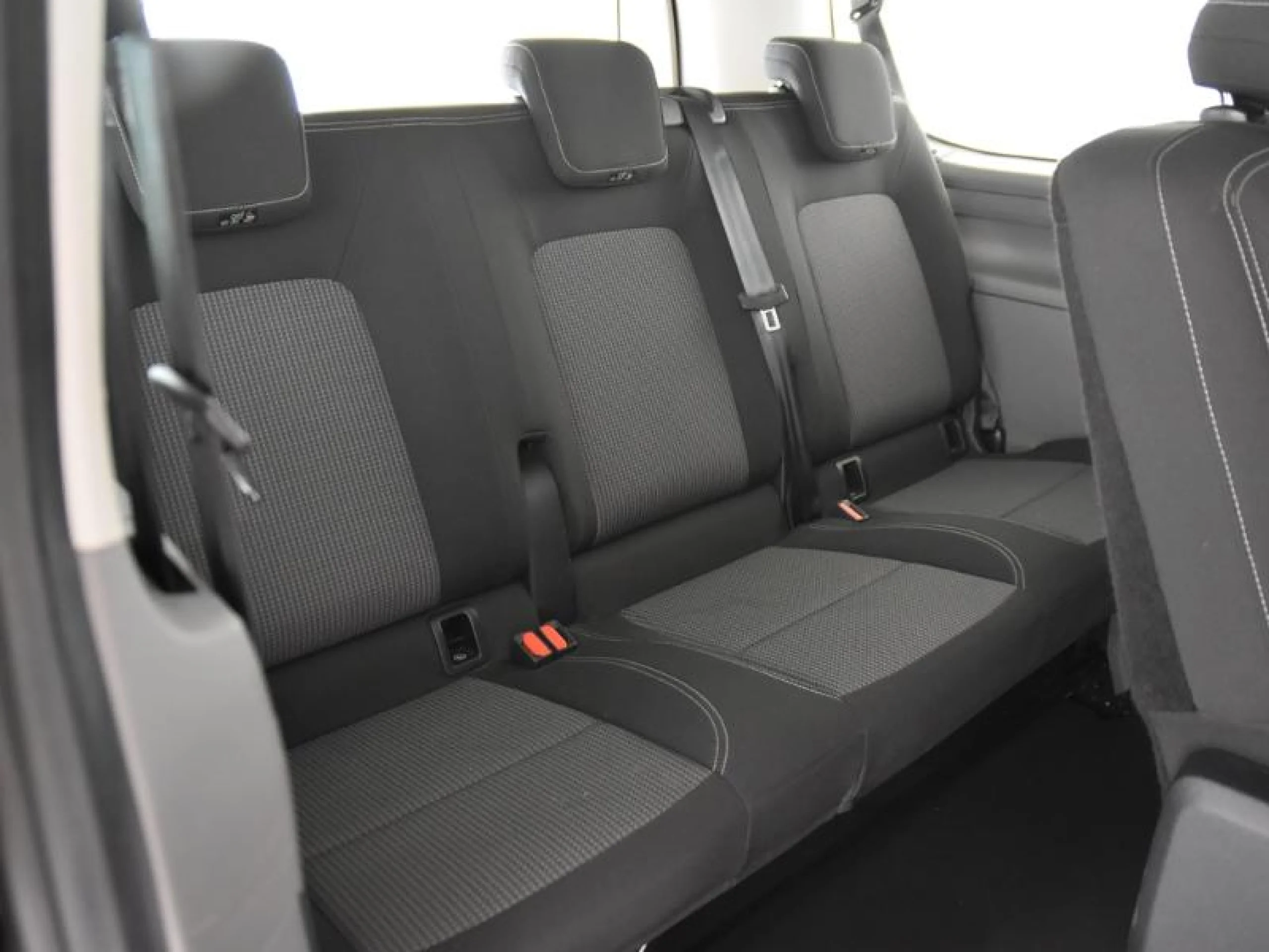 VOLKSWAGEN CARAVELLE CORTA 2.0 TDI 110 KW (150 CV) AUT 8 VEL - Foto 9