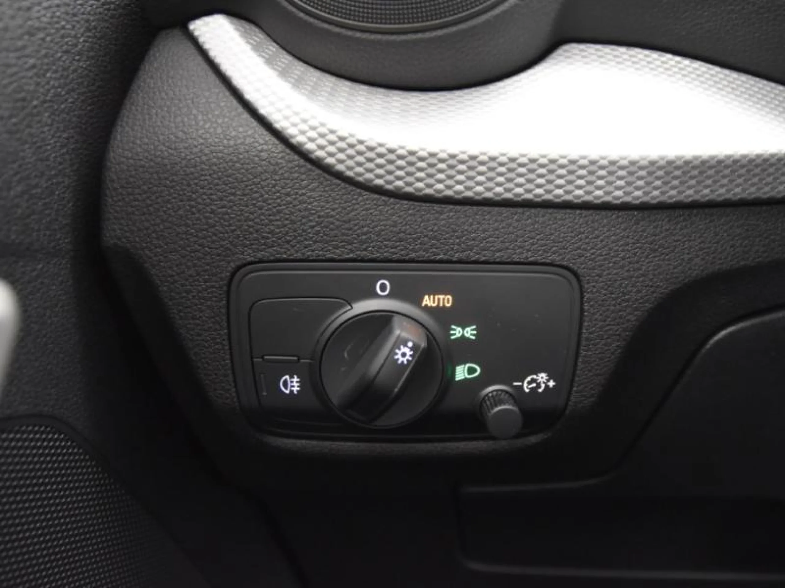 AUDI Q2 ADVANCED 30 TDI 85KW (116CV) S TRONIC - Foto 15