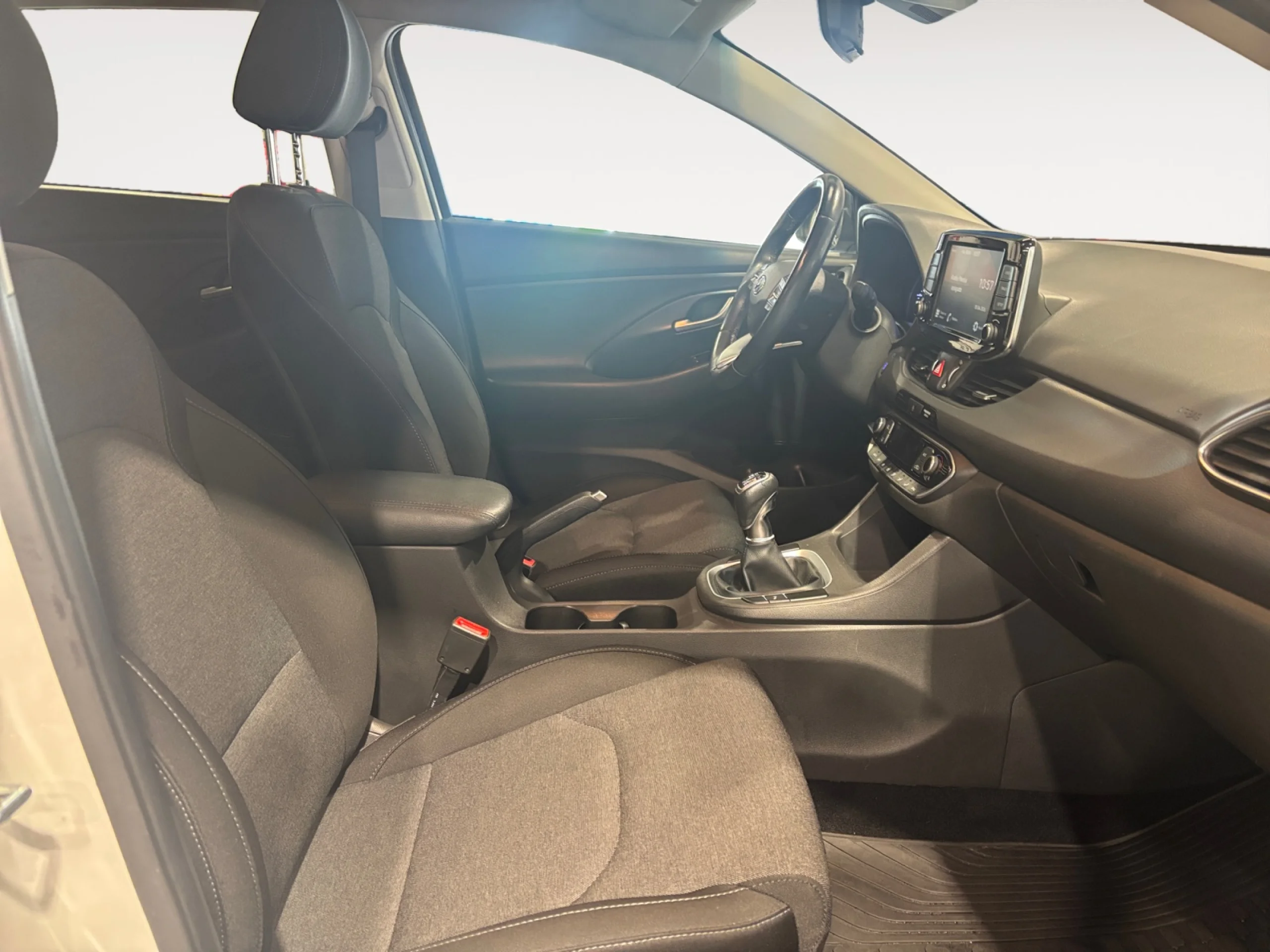 HYUNDAI I30 1.0 TGDI 48V KLASS - Foto 5