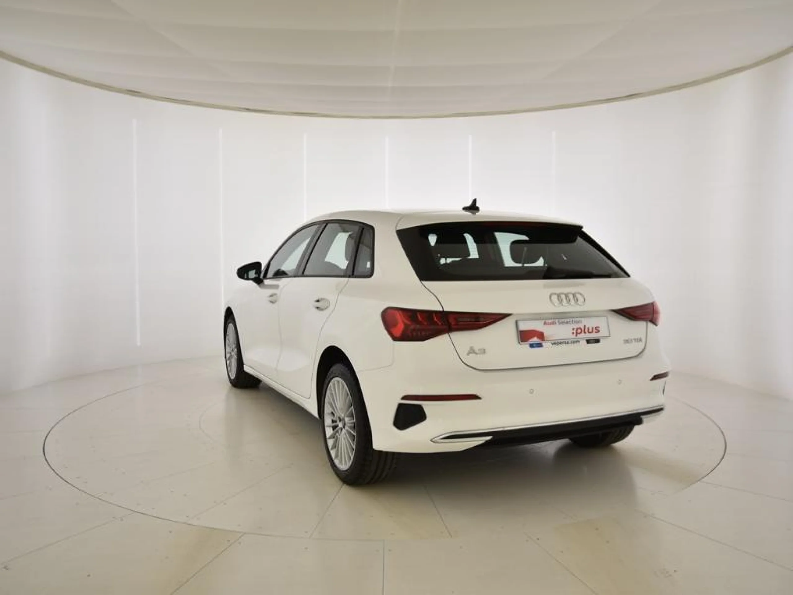 AUDI A3 SPORTBACK 30 TDI 85KW (116CV) - Foto 2