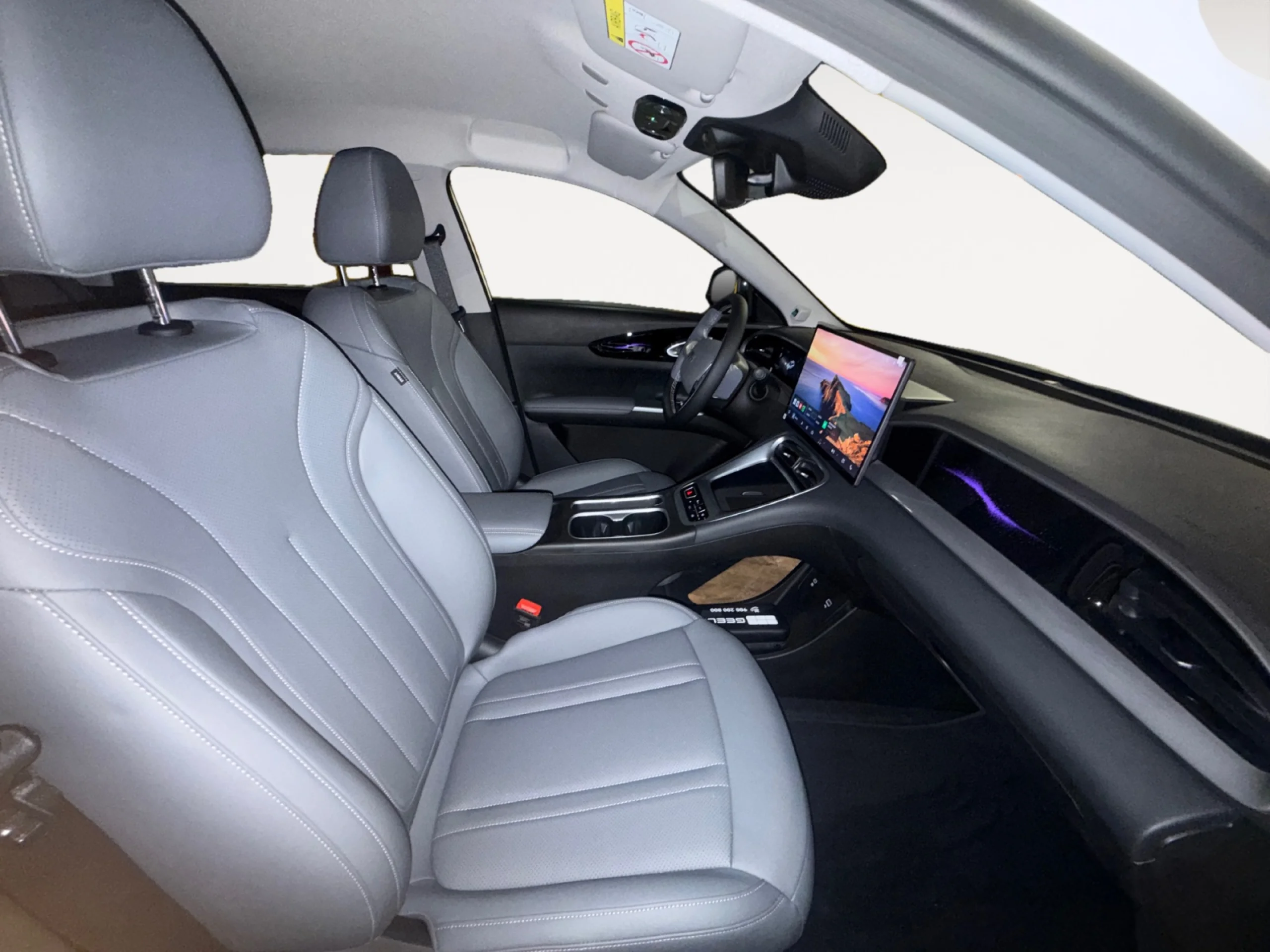 GEELY E2 MAX+ - Foto 5