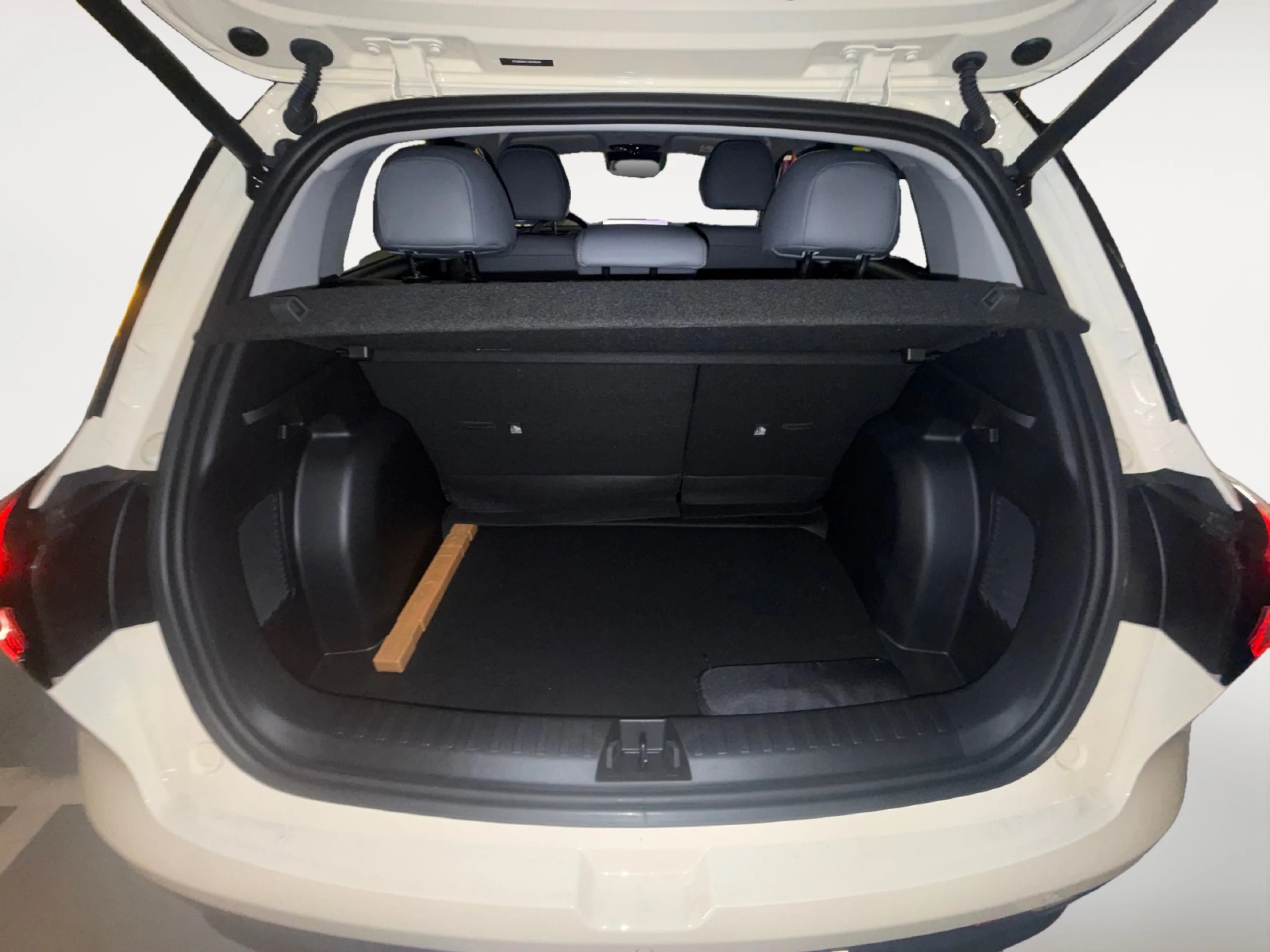 GEELY E2 MAX+ - Foto 8