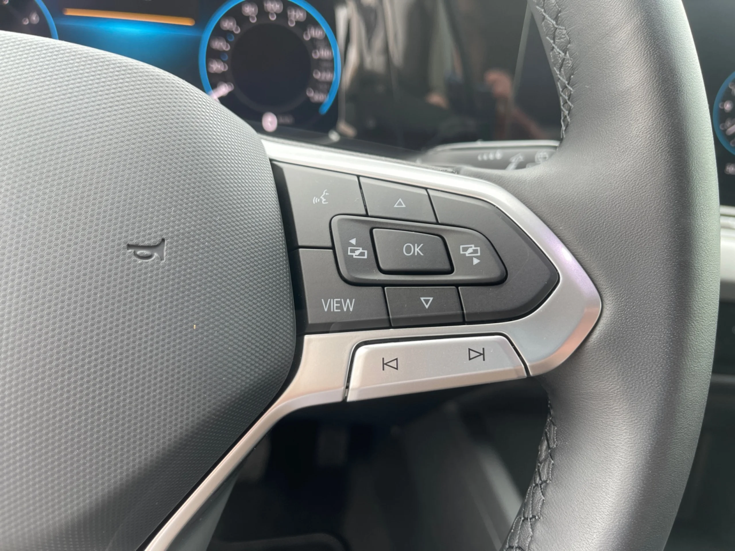 VOLKSWAGEN GOLF LIFE 1.0 ETSI 81KW (110CV) DSG - Foto 10