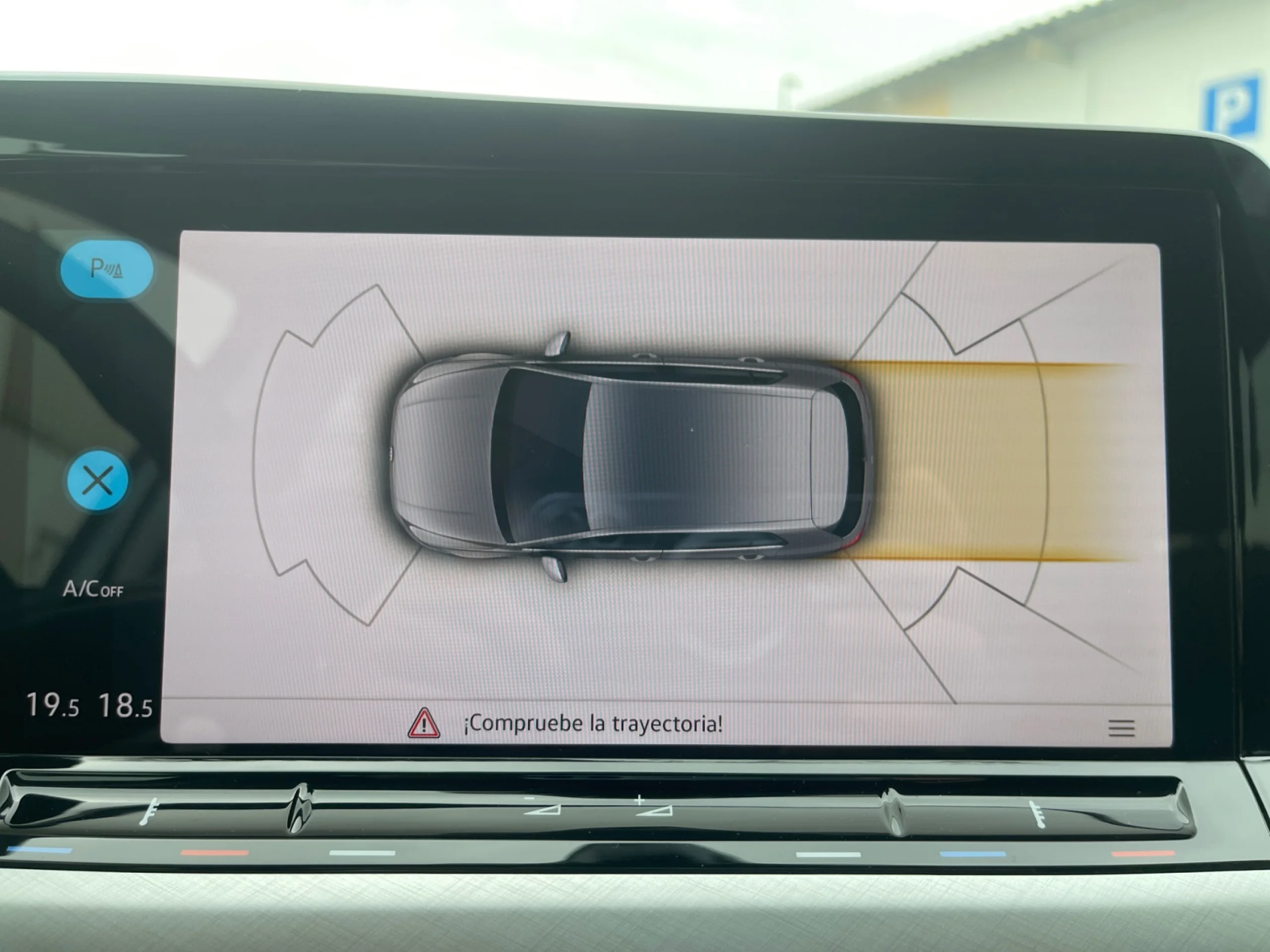 VOLKSWAGEN GOLF LIFE 1.0 ETSI 81KW (110CV) DSG - Foto 13