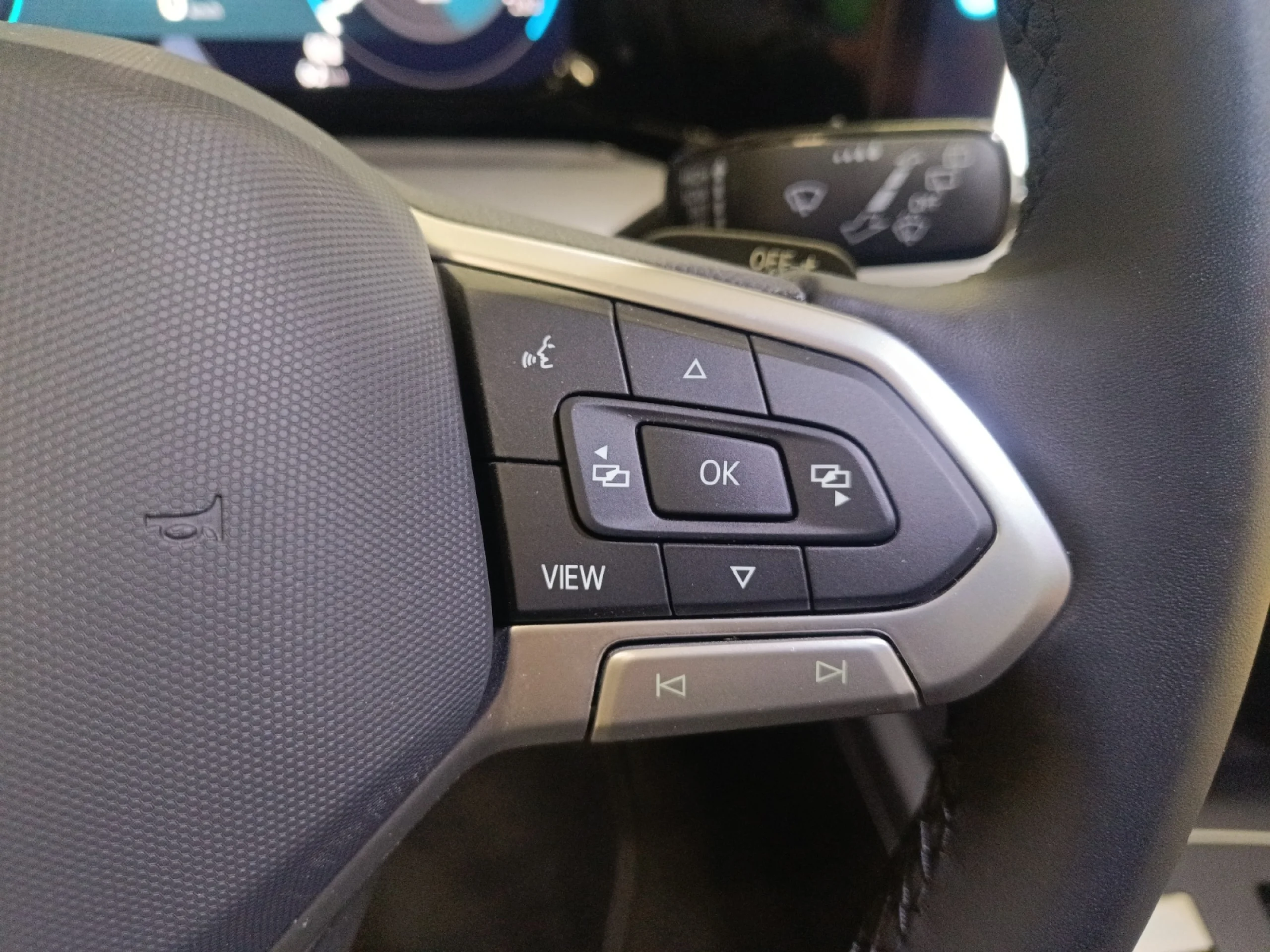 VOLKSWAGEN GOLF LIFE 1.0 ETSI 81KW (110CV) DSG - Foto 10