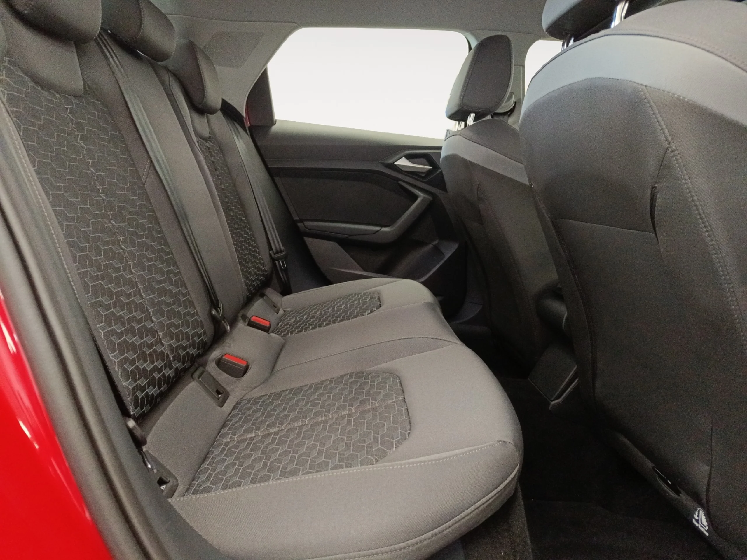 AUDI A1 A1 ALLSTREET ADRENALIN 30 TFSI  85(116) KW(CV) S TRONIC - Foto 6