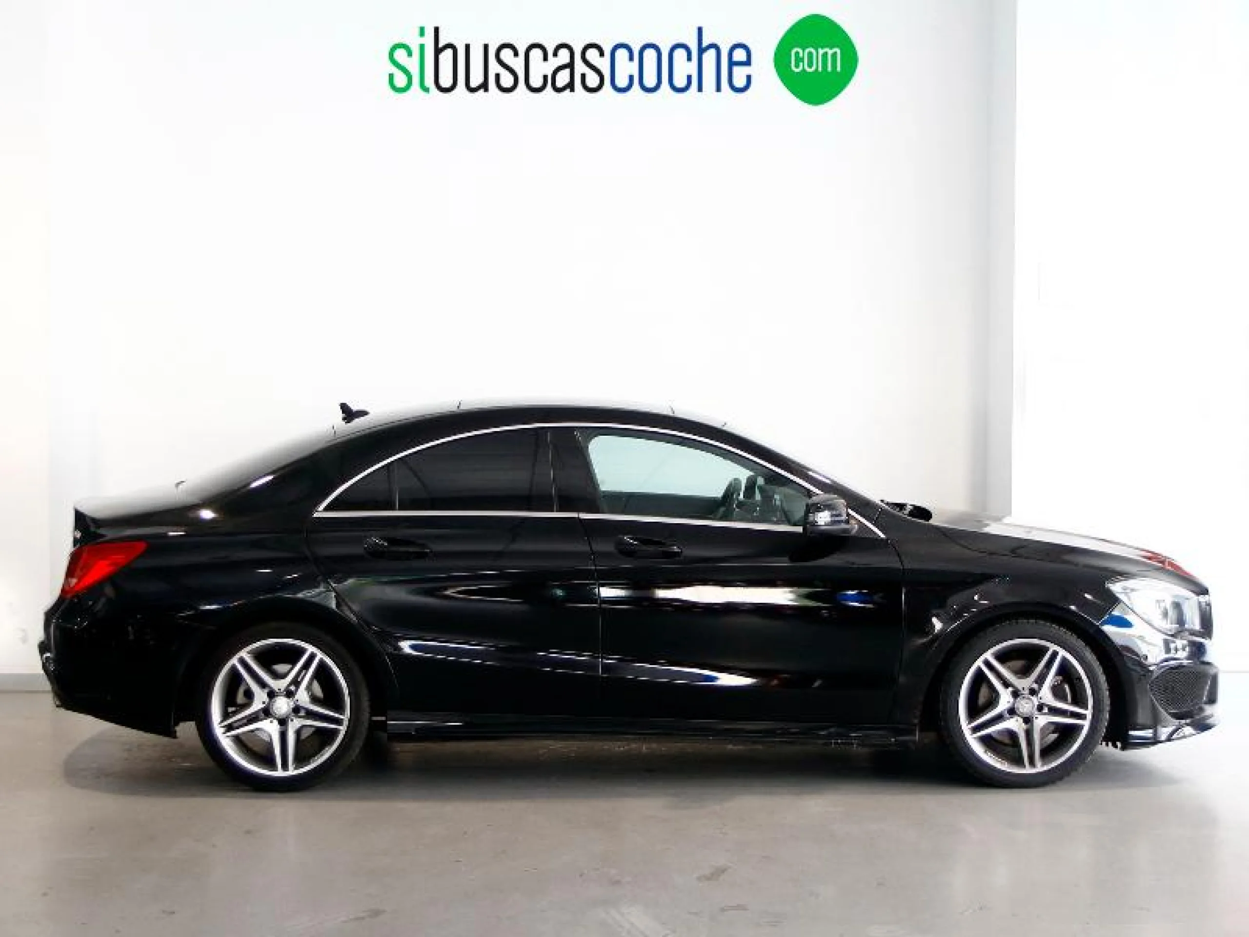 MERCEDES-BENZ Clase cla CLA 220 CDI AMG LINE - Foto 3