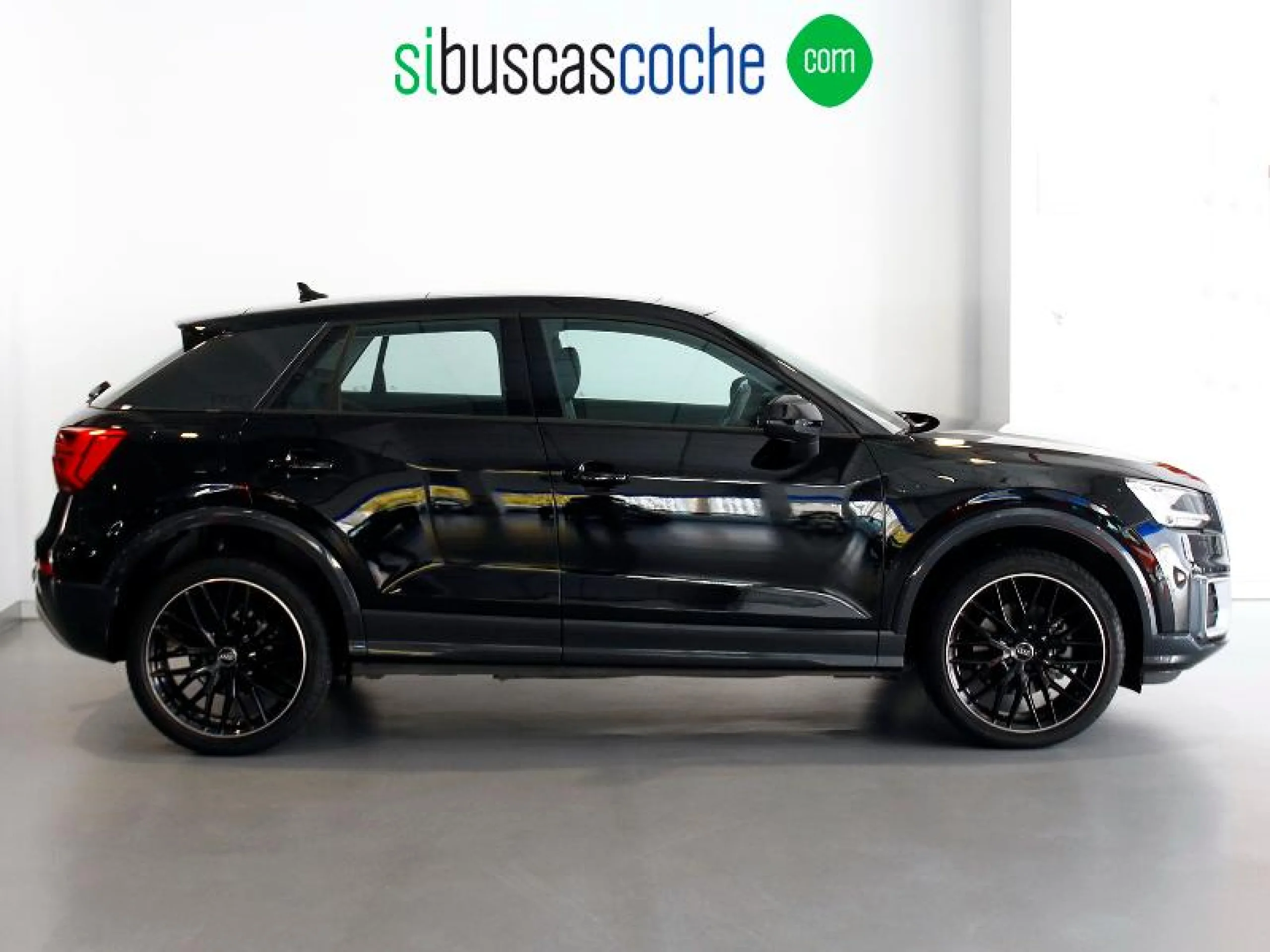 AUDI Q2 DESIGN 35 TFSI 110KW (150CV) S TRONIC - Foto 3